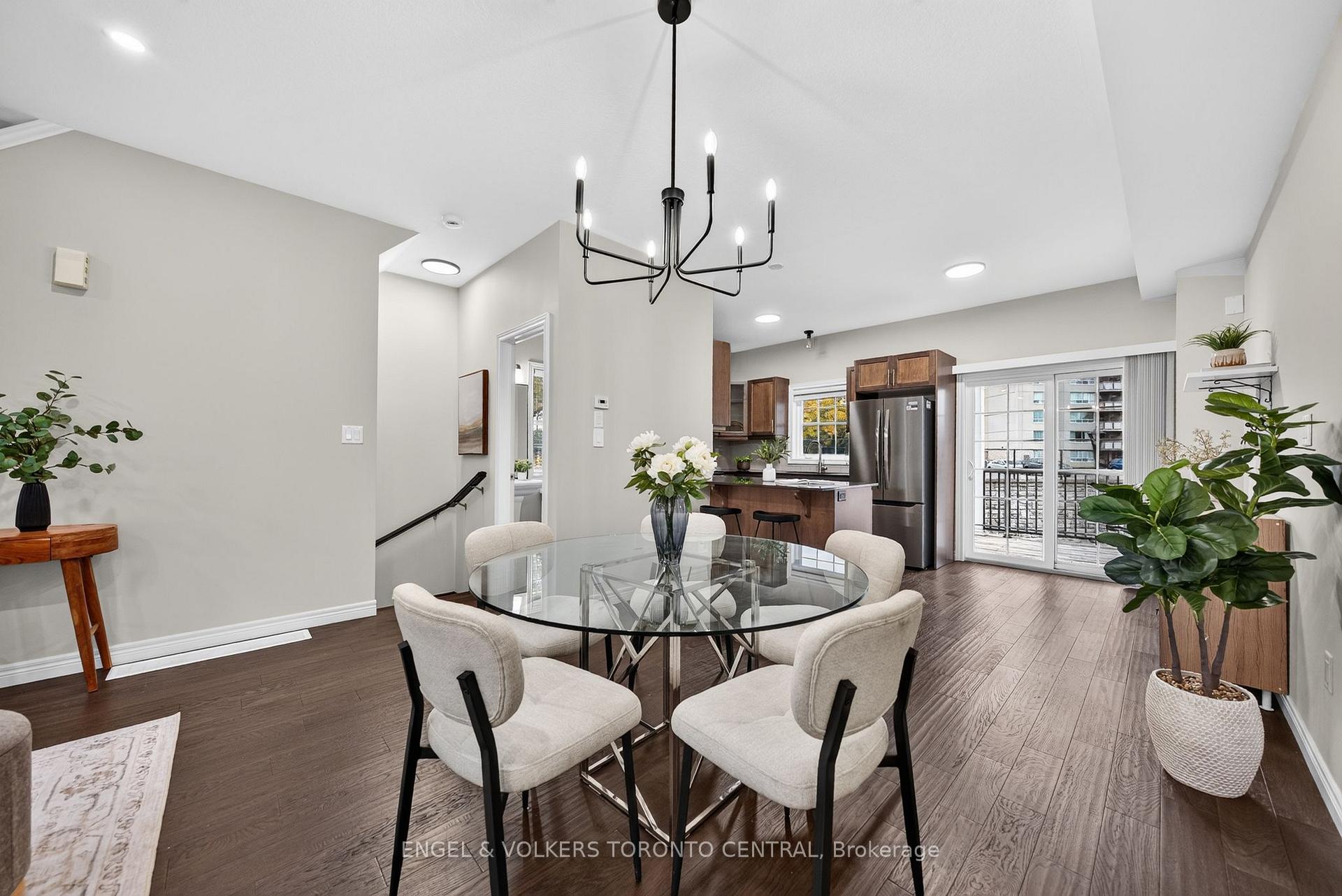 Photo 20 of 3 Oxfordshire Lane, Kitchener, Mount Hope Huron Park — HOMEH