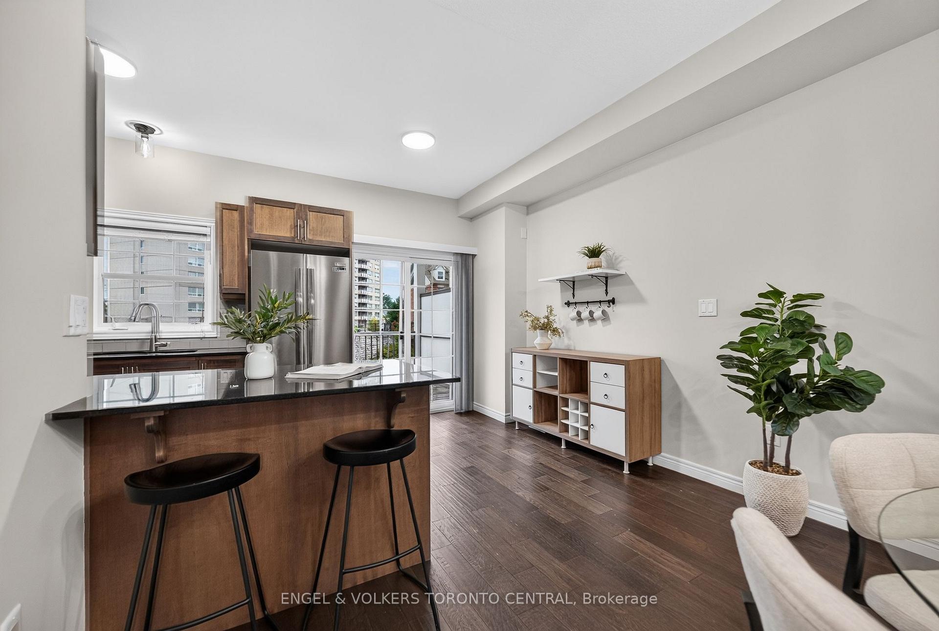 Photo 22 of 3 Oxfordshire Lane, Kitchener, Mount Hope Huron Park — HOMEH