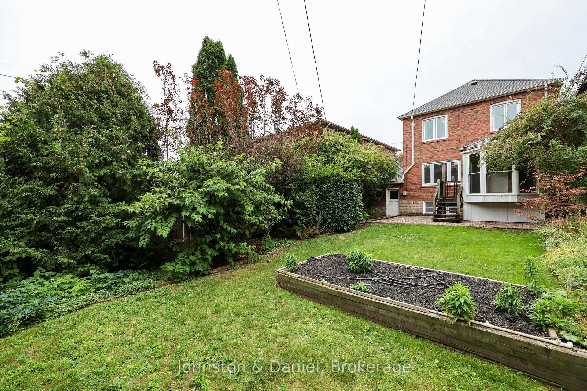 Photo 2 of 14 Annesley Avenue, Toronto, Leaside — HOMEH