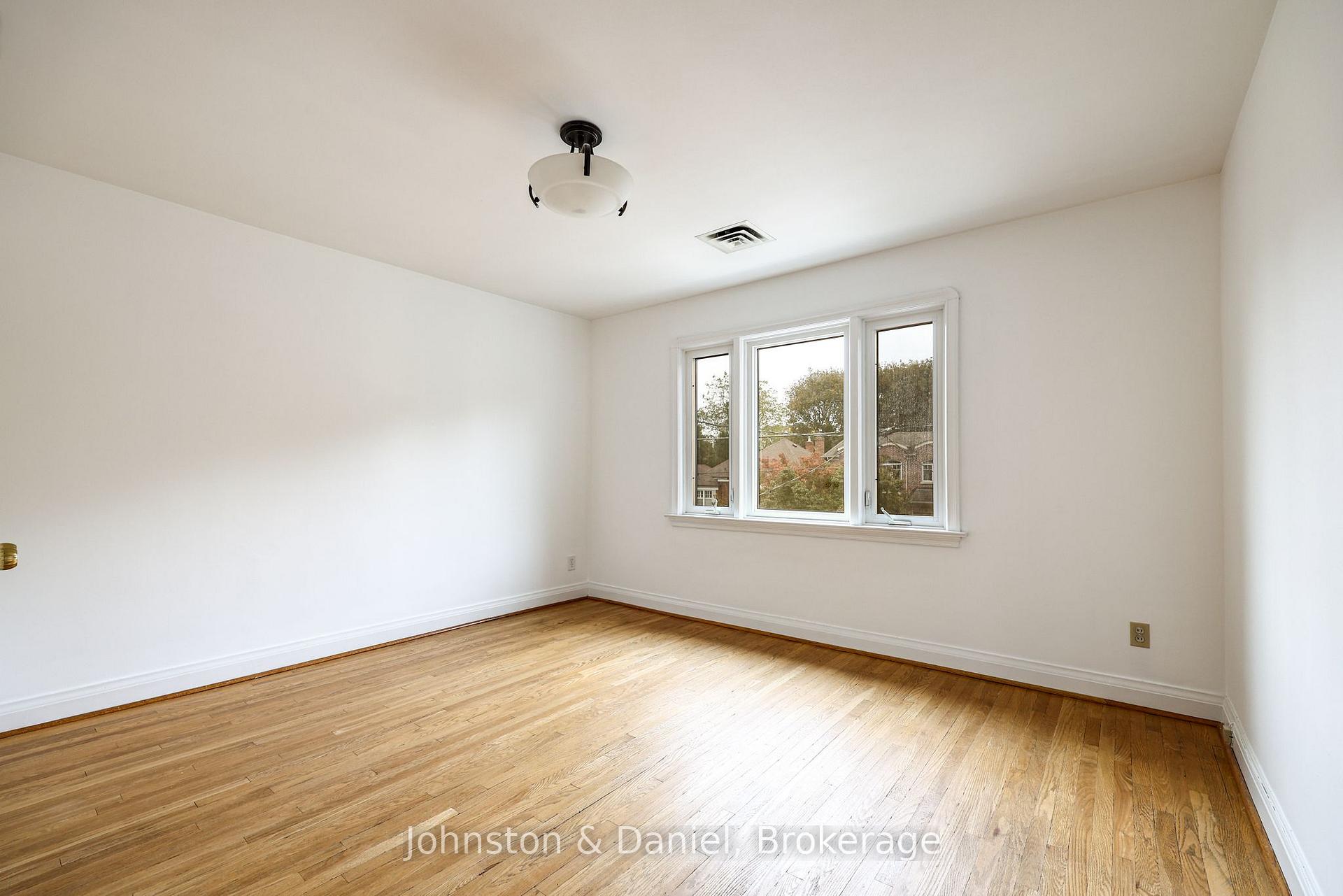 Photo 20 of 14 Annesley Avenue, Toronto, Leaside — HOMEH