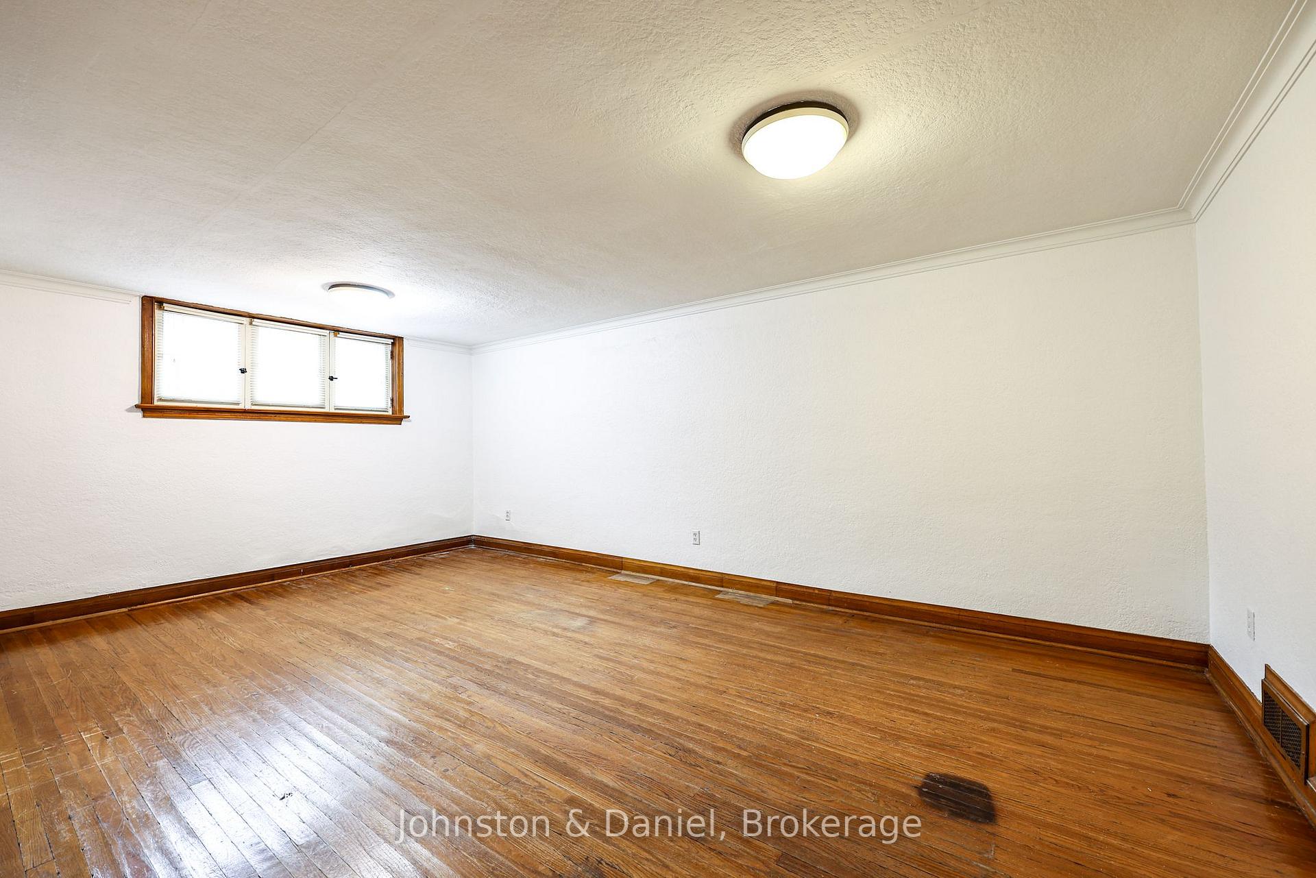 Photo 25 of 14 Annesley Avenue, Toronto, Leaside — HOMEH