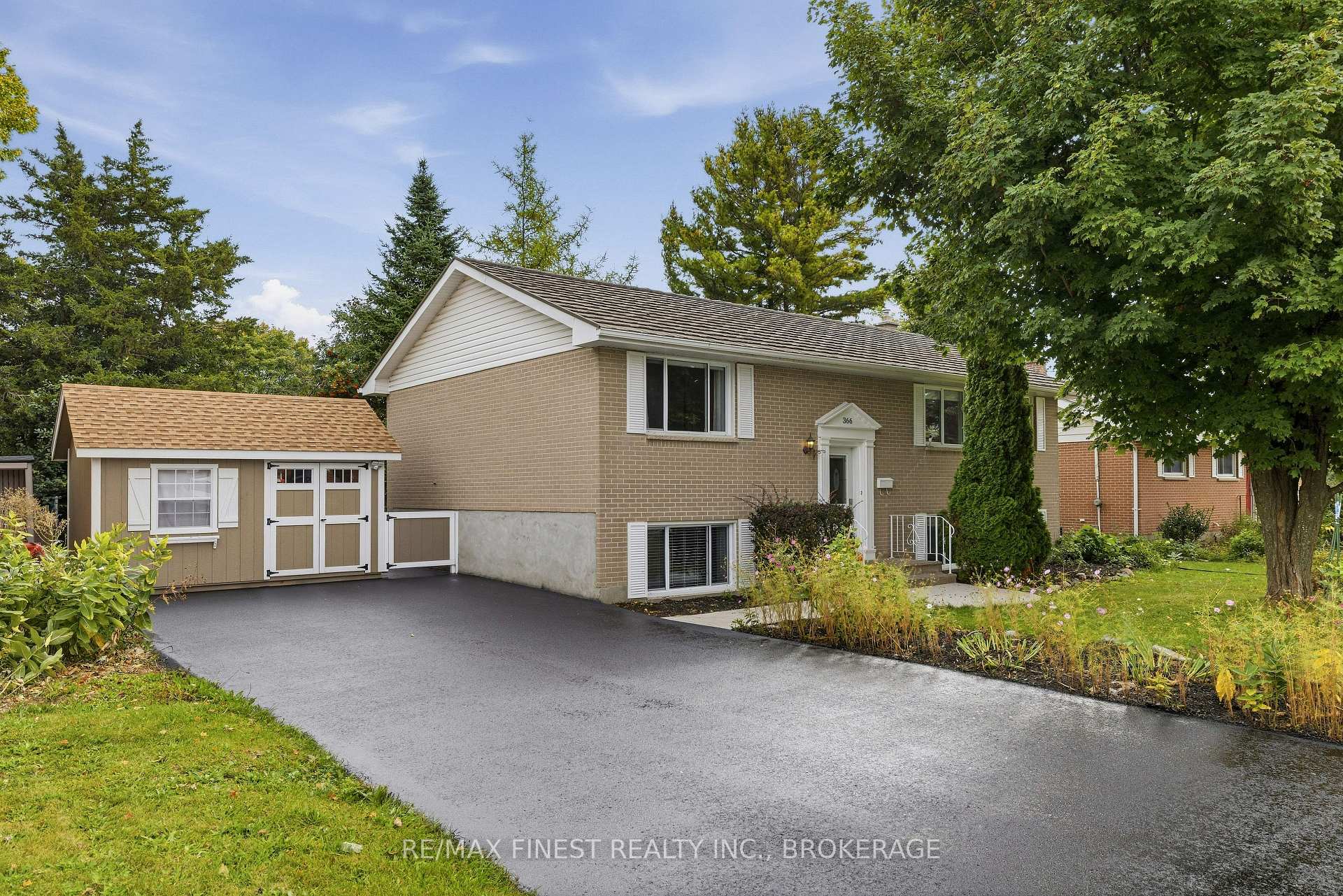 Photo of 366 Roosevelt Drive