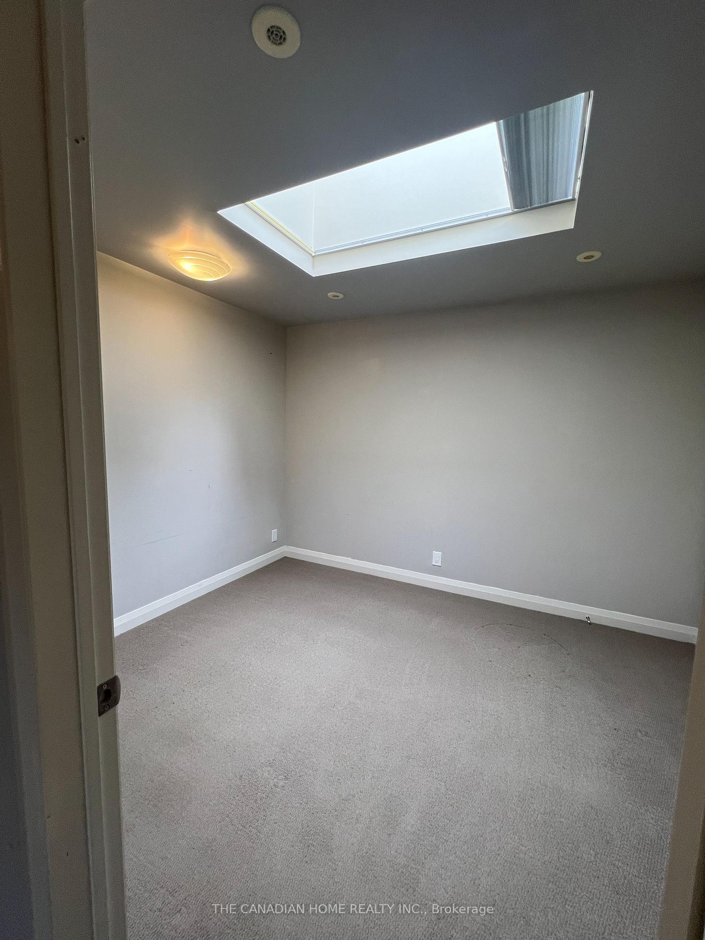 Photo 5 of Unit 46, 23 Valhalla Inn Road, Etobicoke, Islington-City Centre West — HOMEH