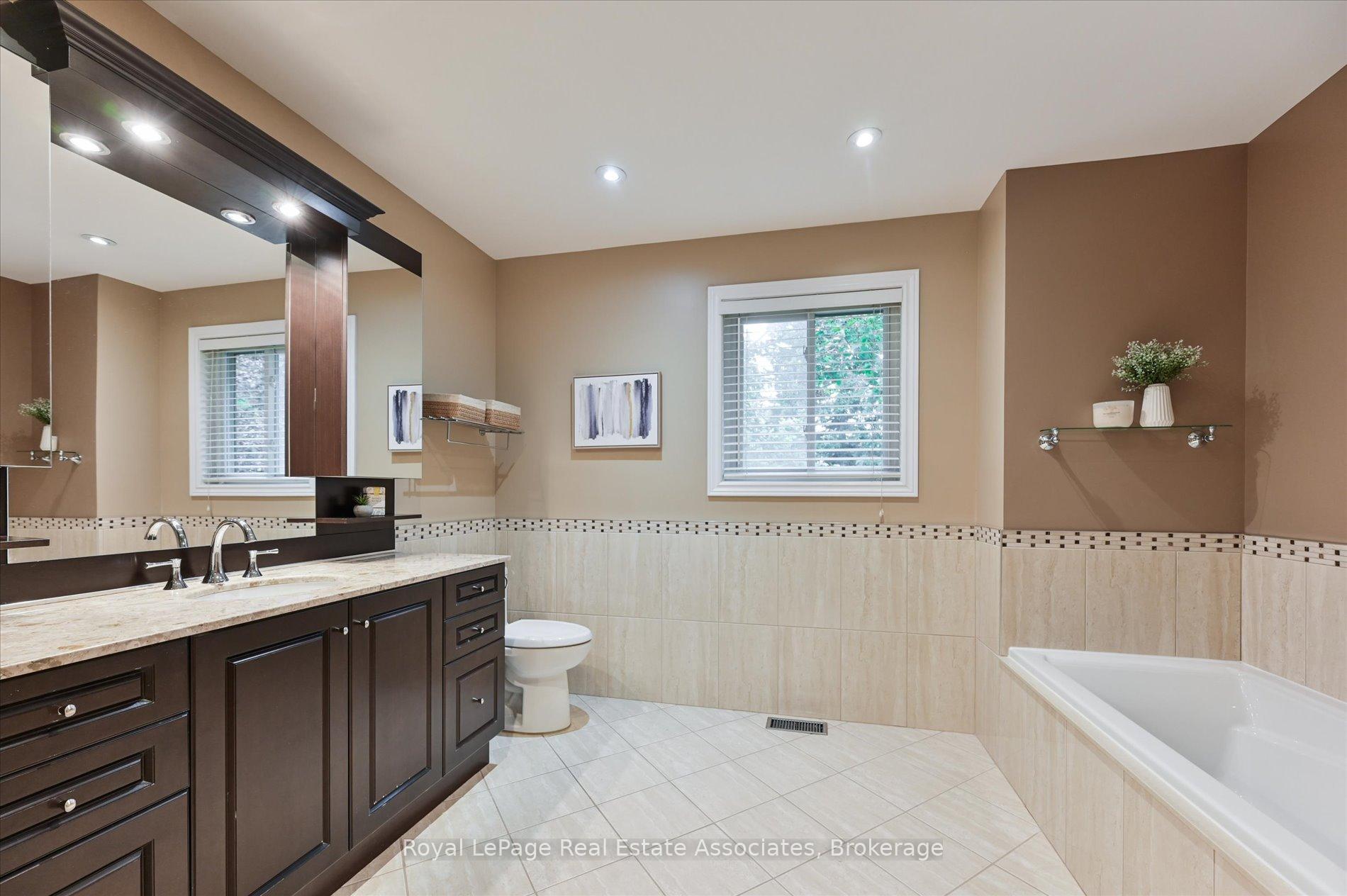 Photo 27 of 7164 Danton Promenade, Mississauga, Meadowvale — HOMEH