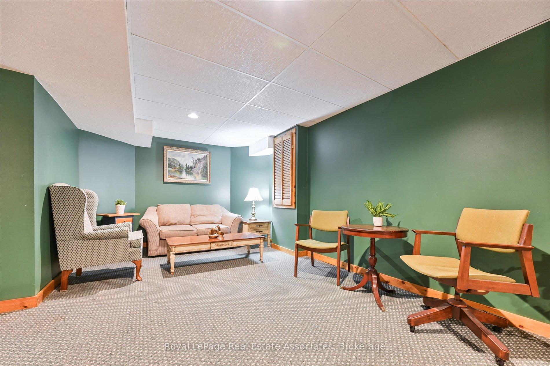 Photo 33 of 7164 Danton Promenade, Mississauga, Meadowvale — HOMEH