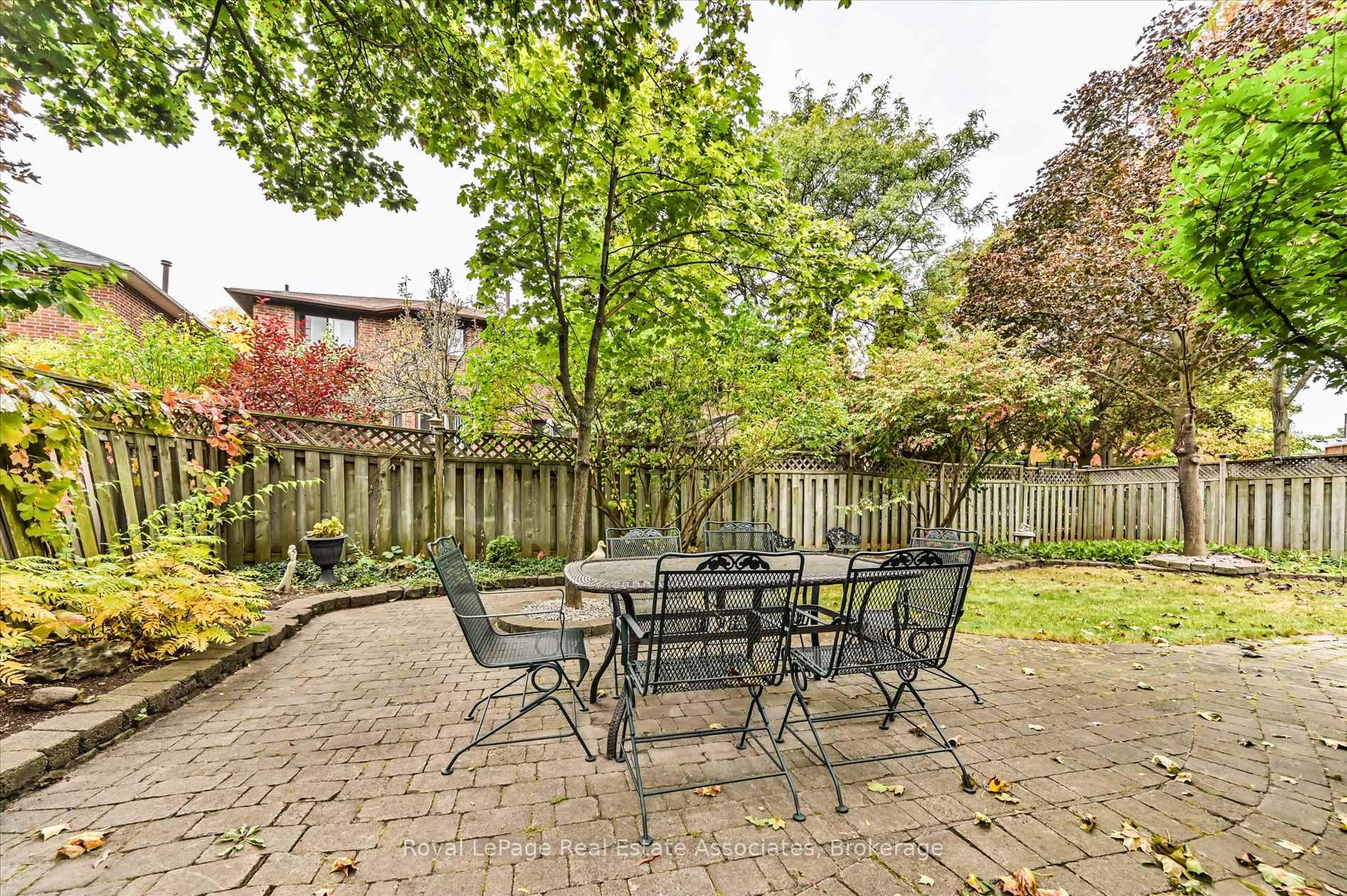 Photo 38 of 7164 Danton Promenade, Mississauga, Meadowvale — HOMEH