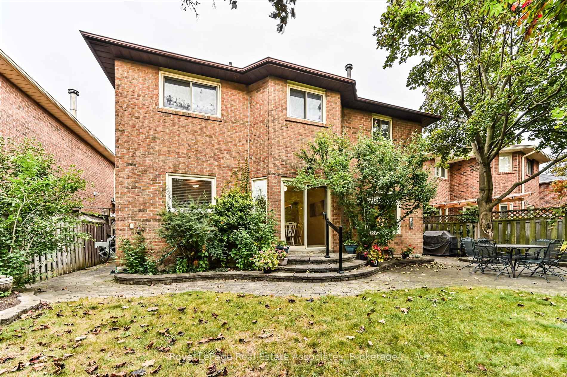 Photo 39 of 7164 Danton Promenade, Mississauga, Meadowvale — HOMEH