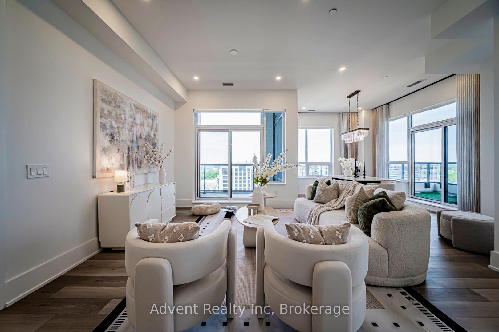 Photo 3 of Unit PH01, 8 Cedarland Drive, Markham, Unionville — HOMEH