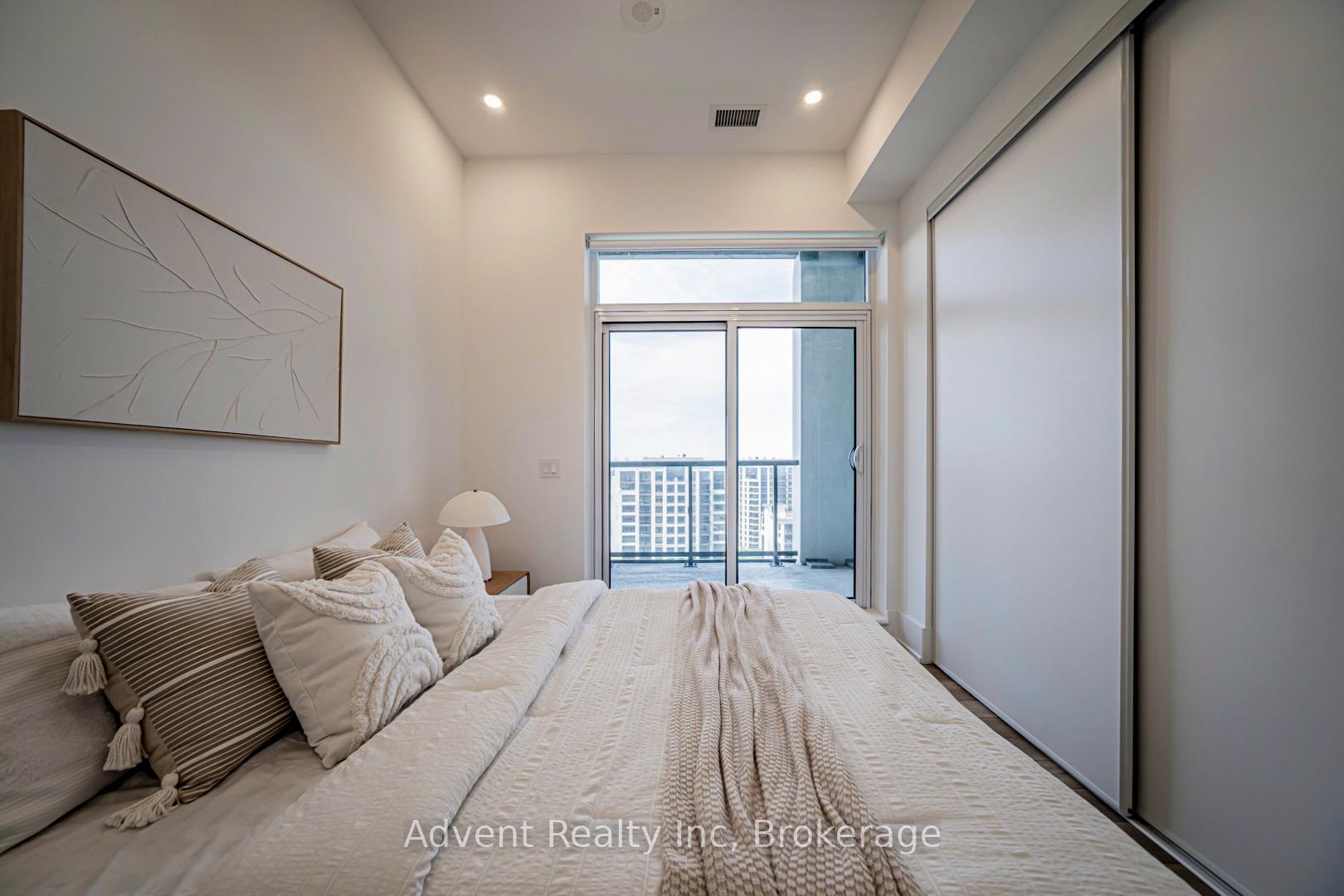 Photo 42 of Unit PH01, 8 Cedarland Drive, Markham, Unionville — HOMEH