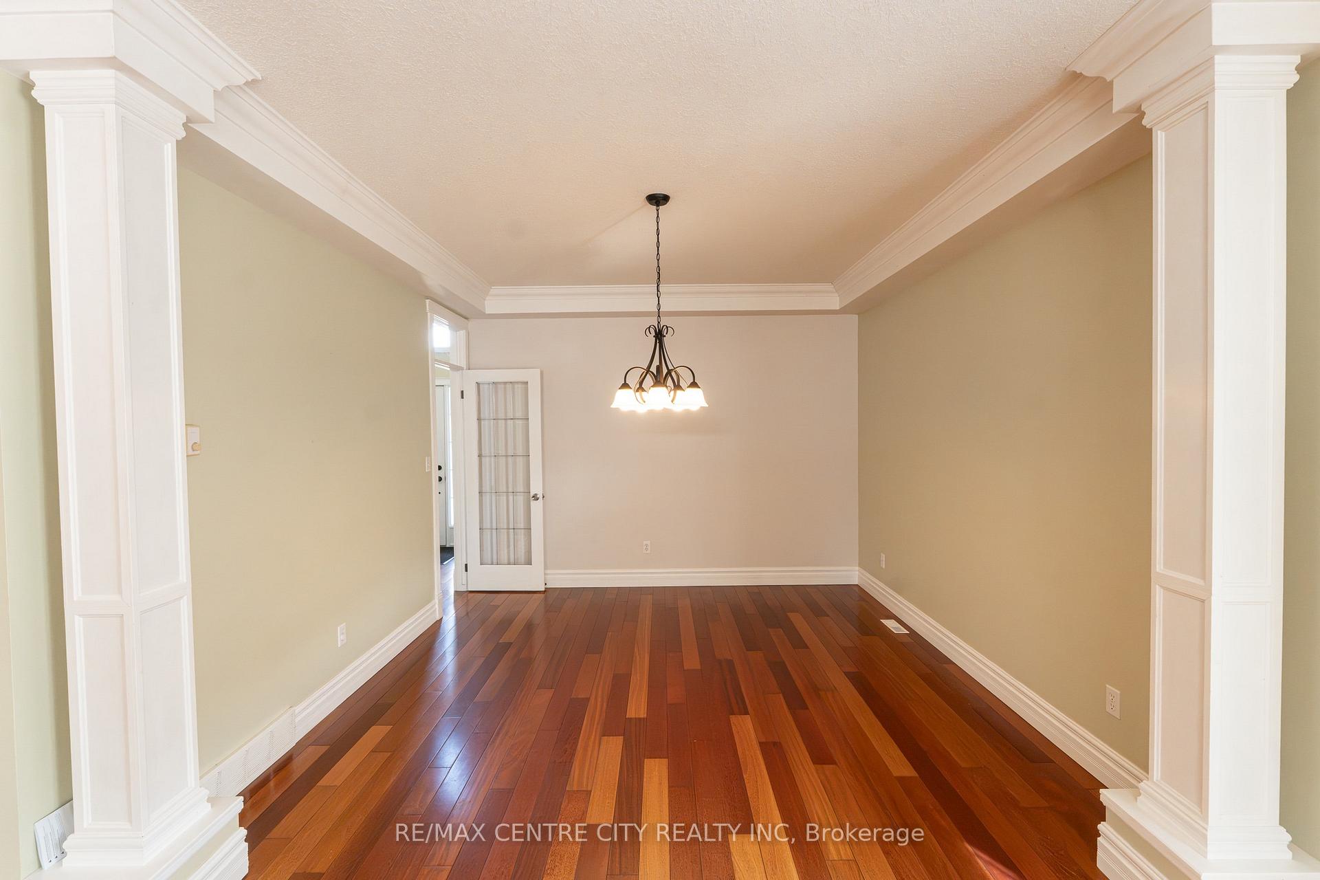 Photo 13 of 19 Hamilton Street, North Middlesex, Ailsa Craig — HOMEH