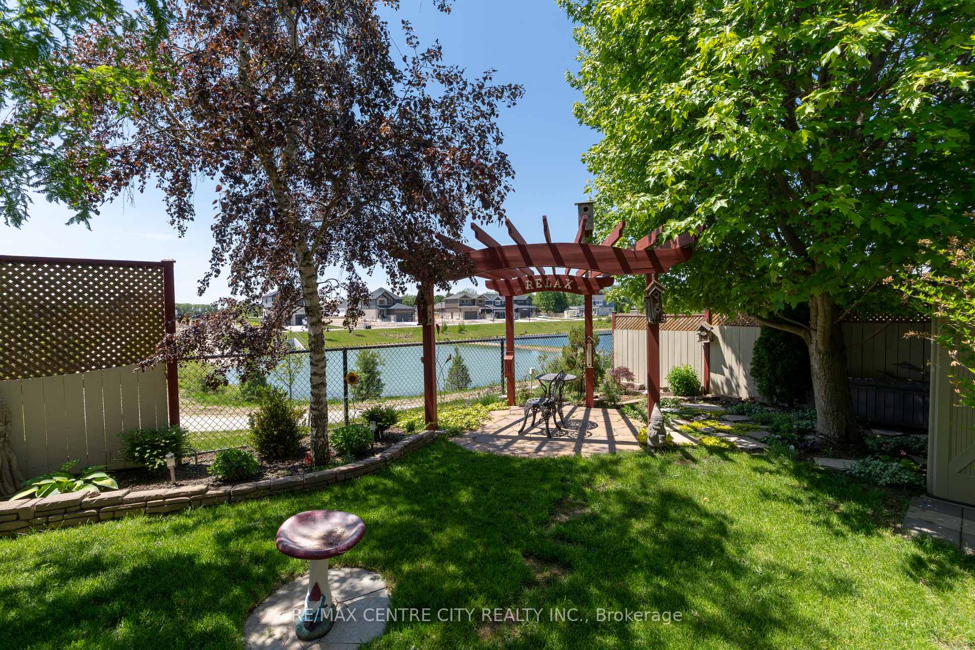 Photo 42 of 19 Hamilton Street, North Middlesex, Ailsa Craig — HOMEH