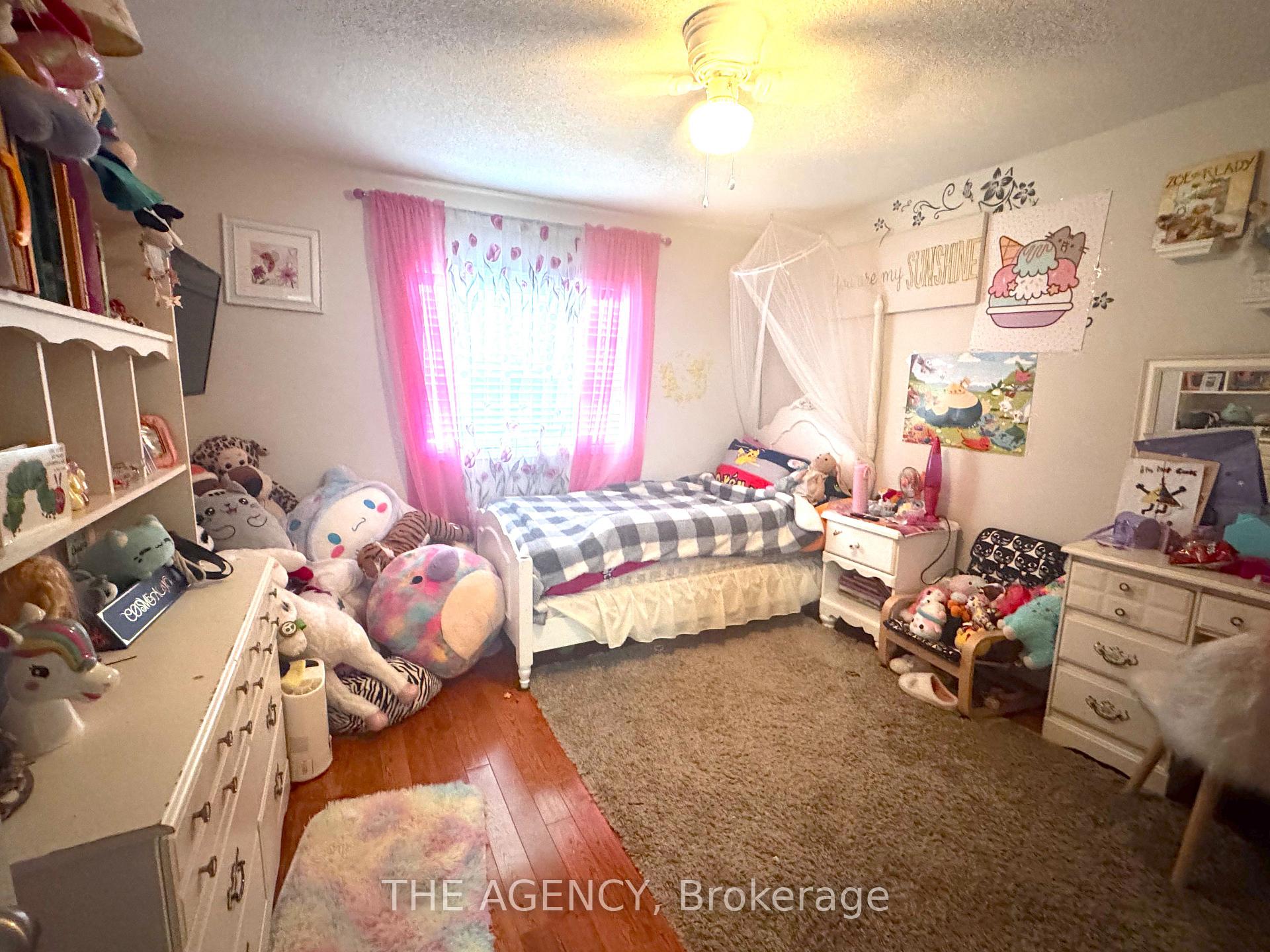 Photo 13 of 18 Srigley Street, Barrie, Holly — HOMEH