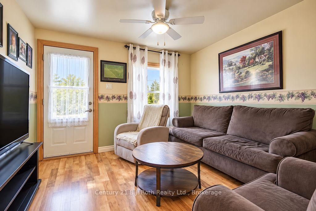 Photo 5 of 246 Gill Street, Orillia — HOMEH