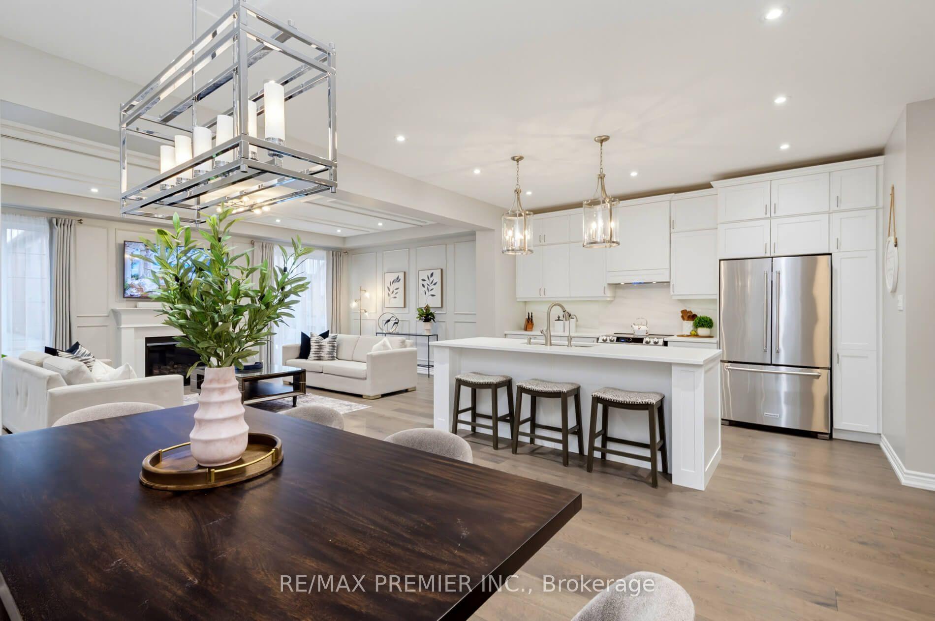 Photo 10 of 453 Kleinburg Summit Way, Vaughan, Kleinburg — HOMEH