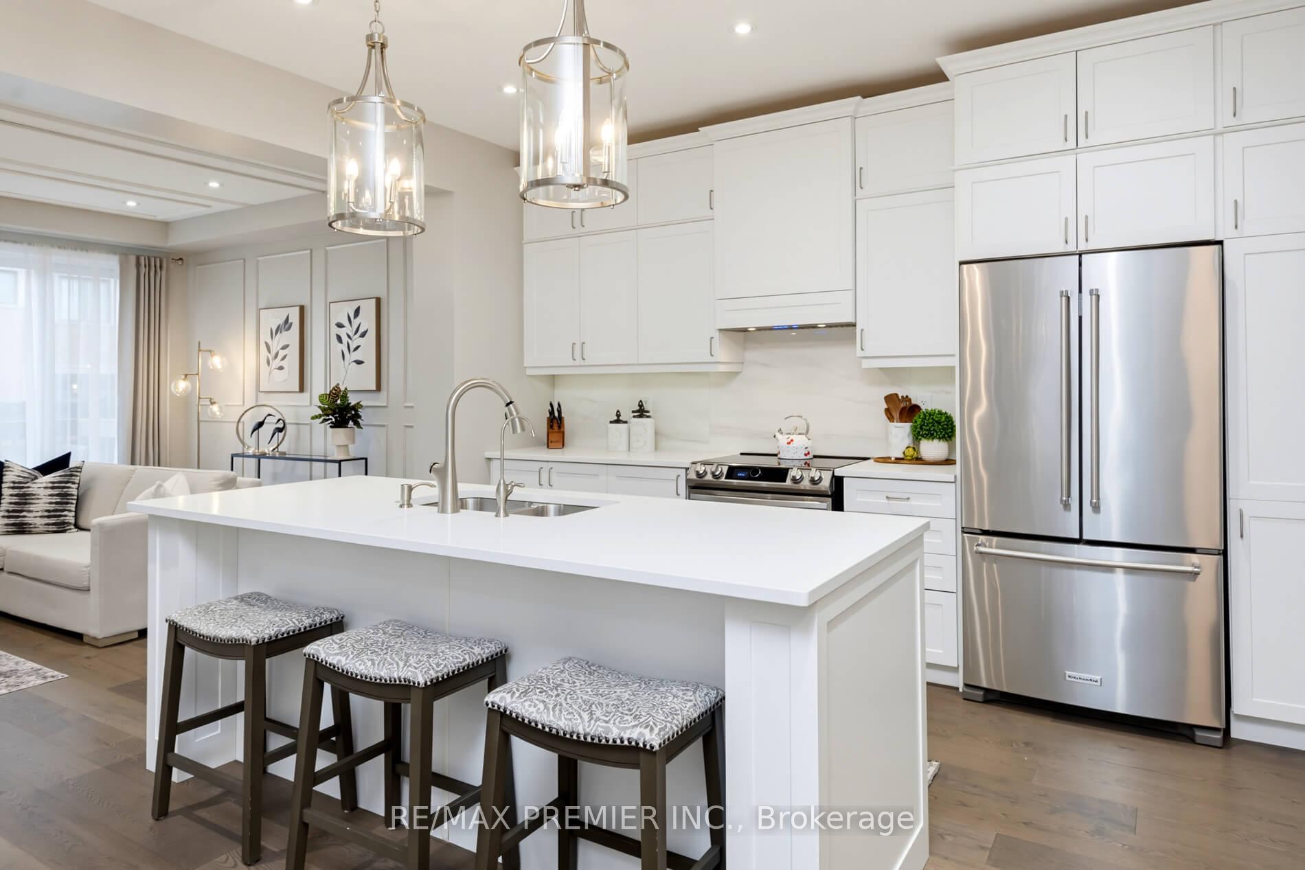 Photo 12 of 453 Kleinburg Summit Way, Vaughan, Kleinburg — HOMEH