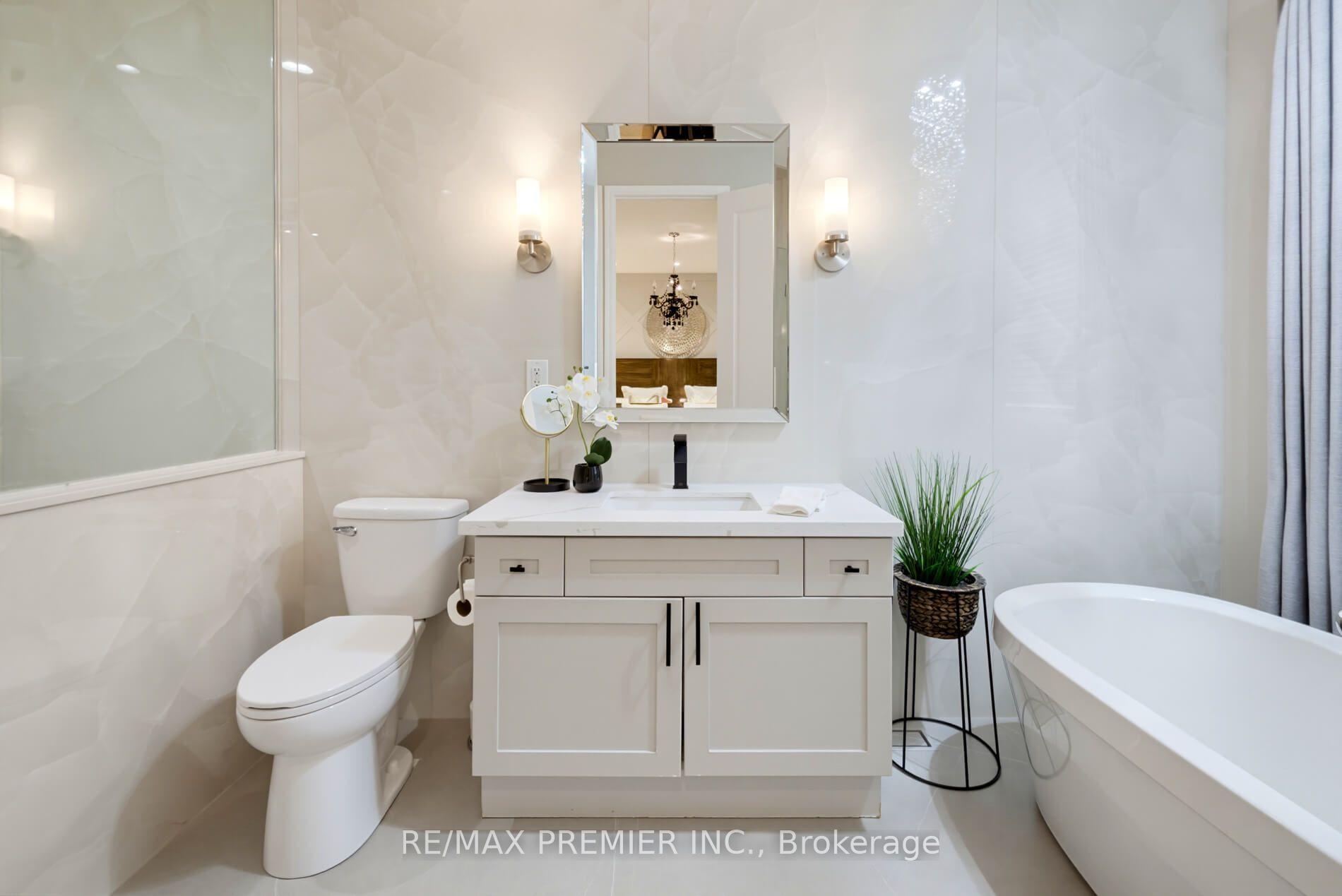 Photo 27 of 453 Kleinburg Summit Way, Vaughan, Kleinburg — HOMEH