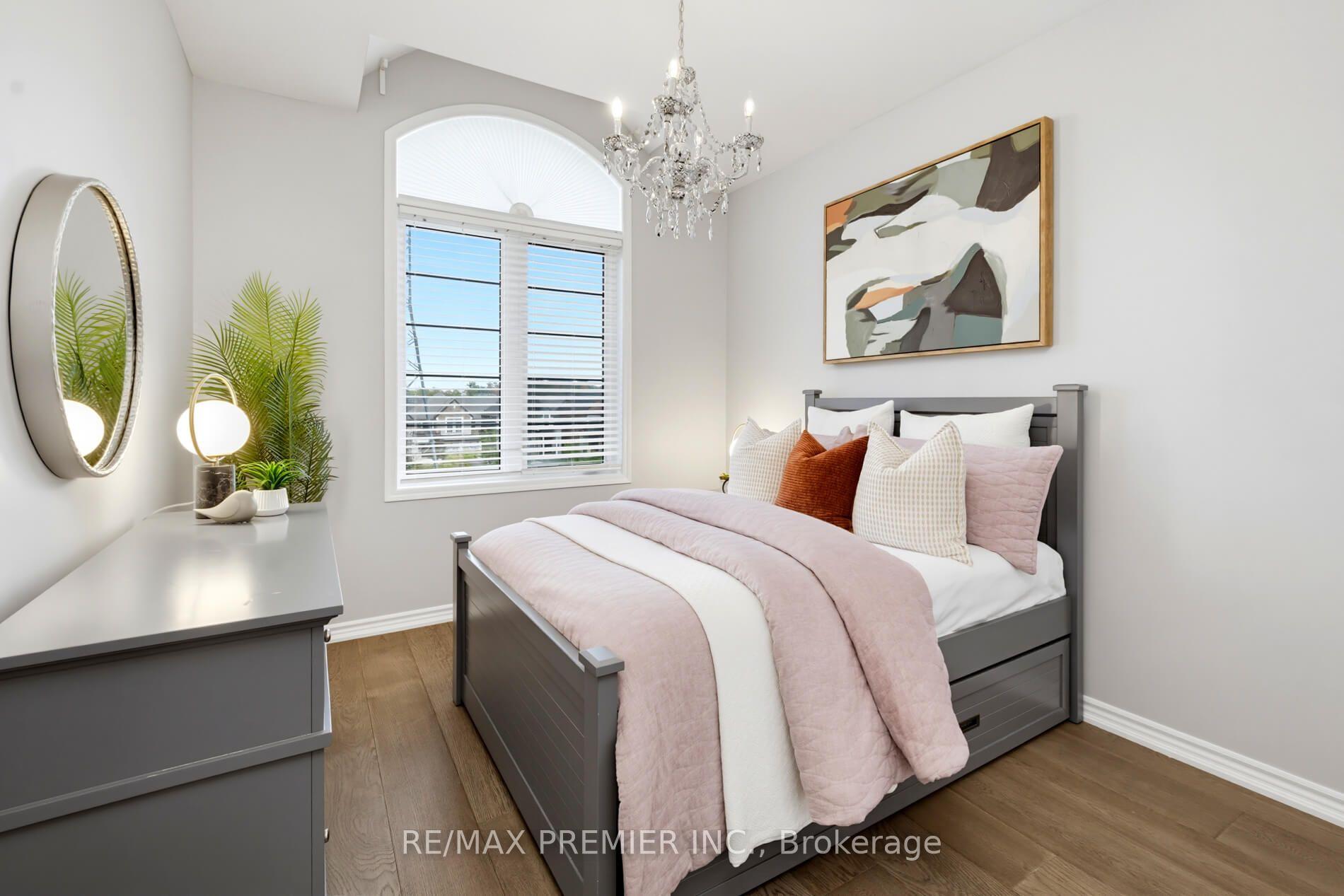 Photo 31 of 453 Kleinburg Summit Way, Vaughan, Kleinburg — HOMEH