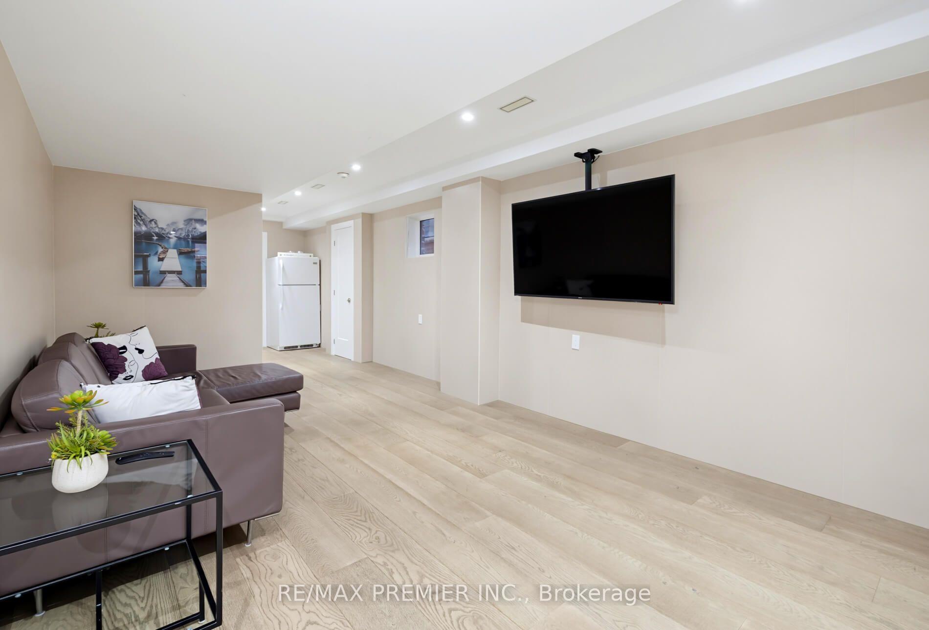 Photo 39 of 453 Kleinburg Summit Way, Vaughan, Kleinburg — HOMEH