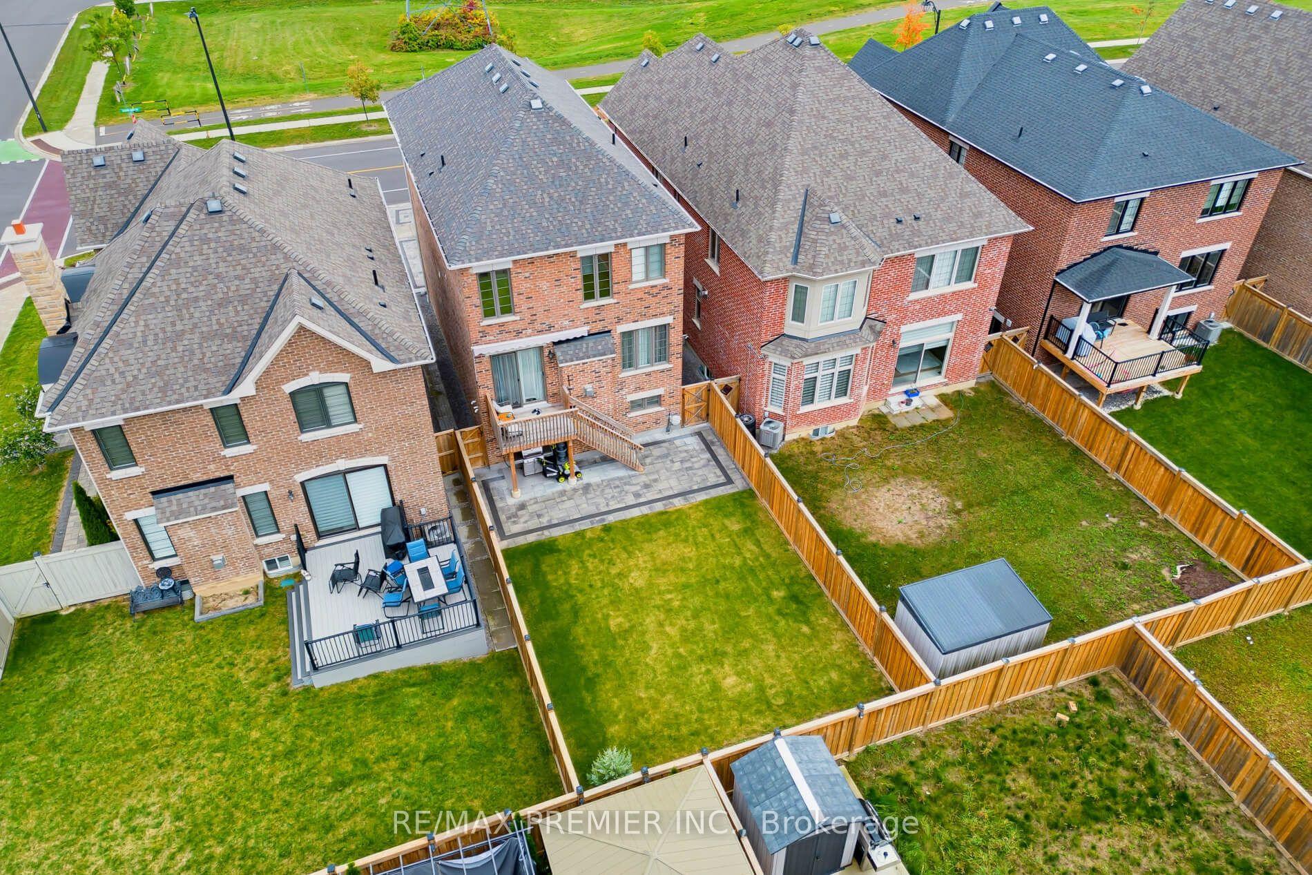 Photo 47 of 453 Kleinburg Summit Way, Vaughan, Kleinburg — HOMEH