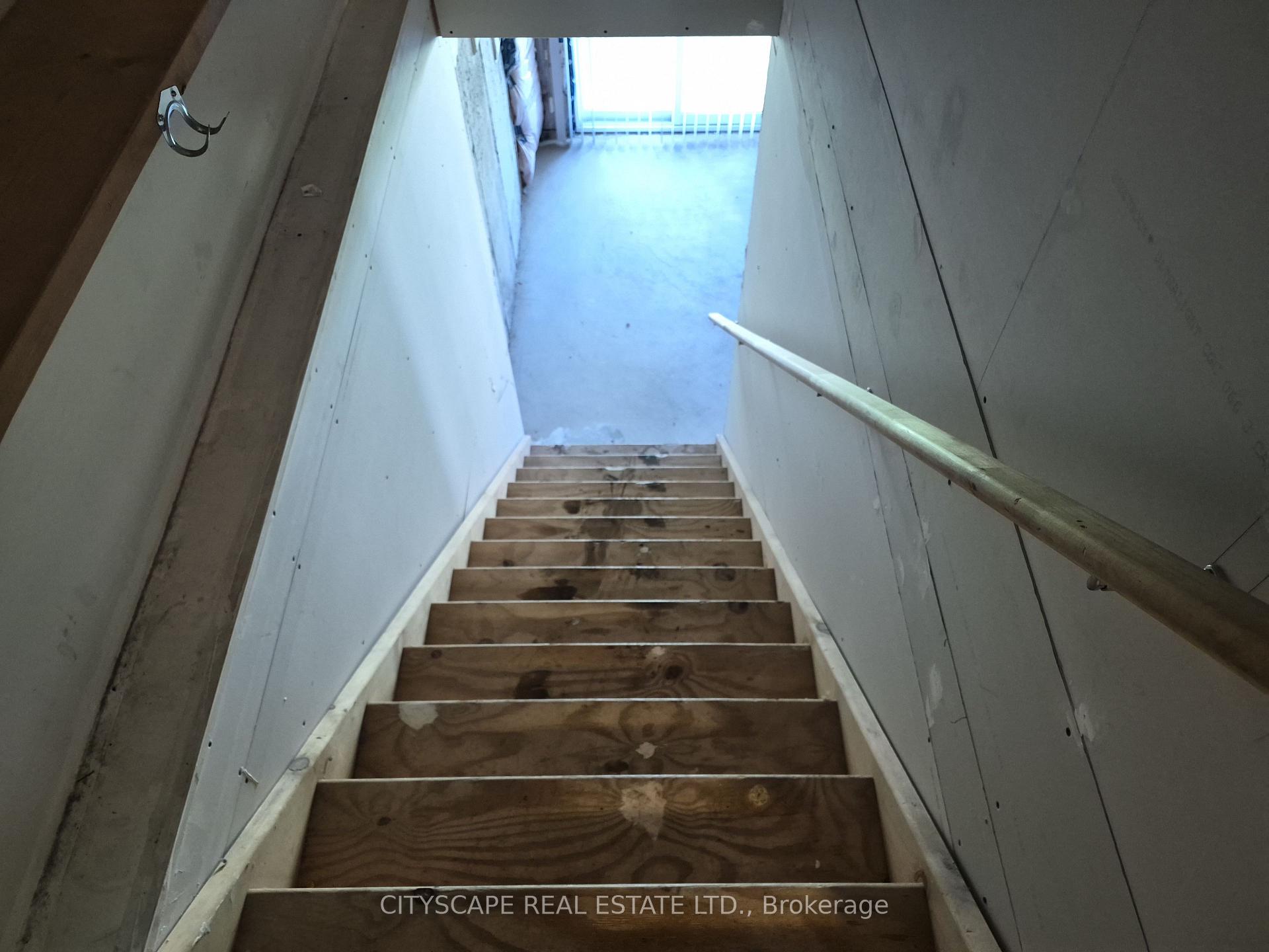 Photo 16 of Unit 16, 125 Hollybrook Trail, Kitchener, Doon South — HOMEH