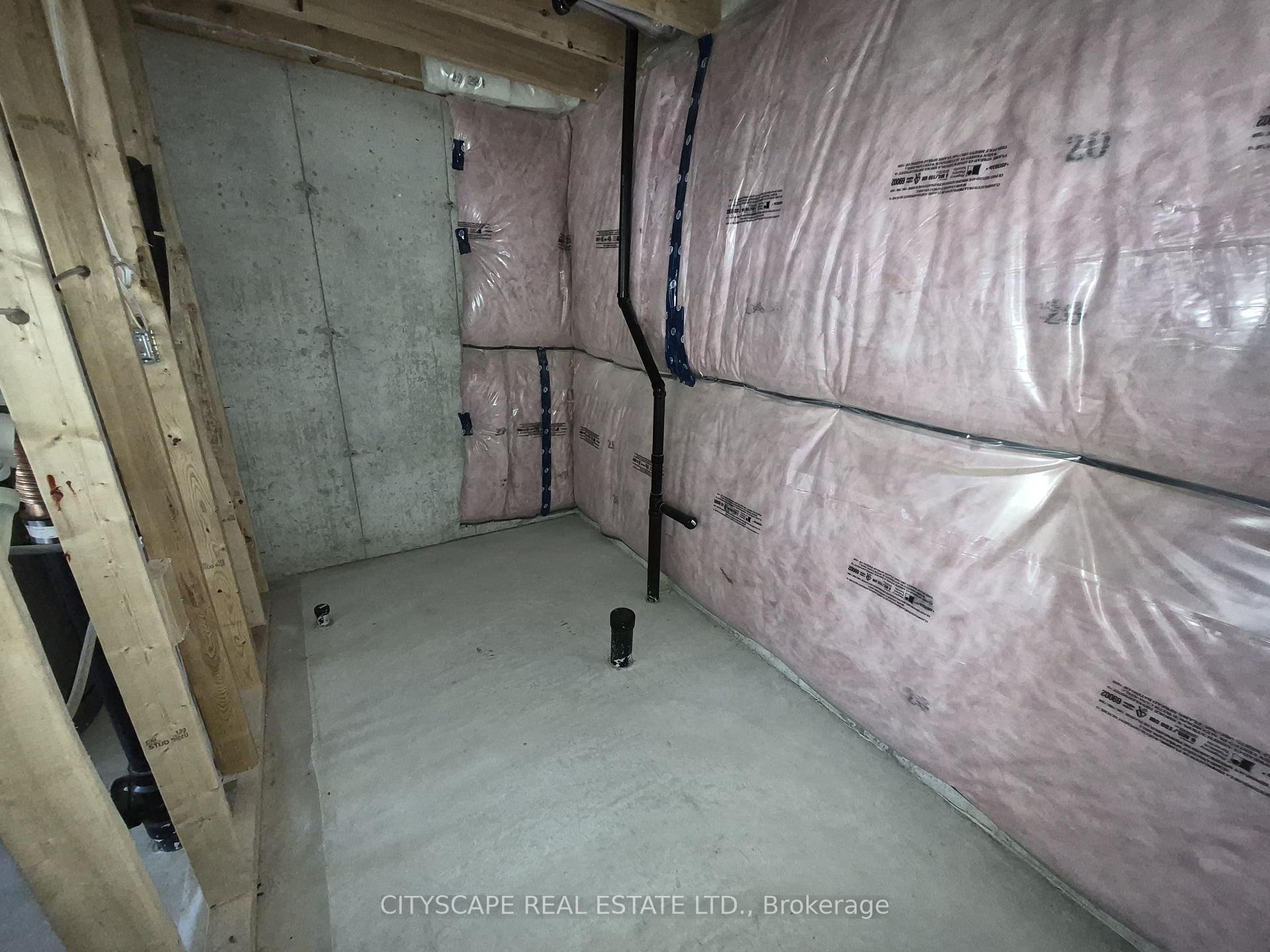 Photo 19 of Unit 16, 125 Hollybrook Trail, Kitchener, Doon South — HOMEH