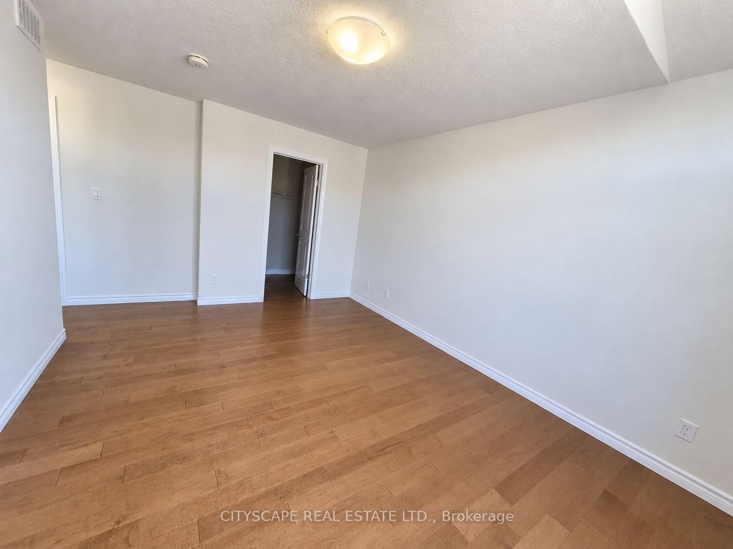 Photo 17 of Unit 16, 125 Hollybrook Trail, Kitchener, Doon South — HOMEH