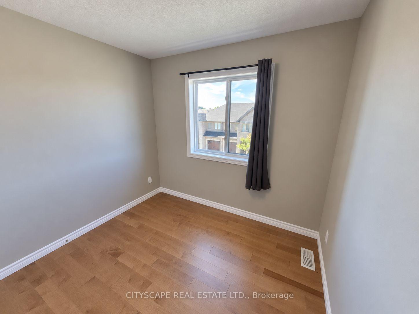 Photo 27 of Unit 16, 125 Hollybrook Trail, Kitchener, Doon South — HOMEH