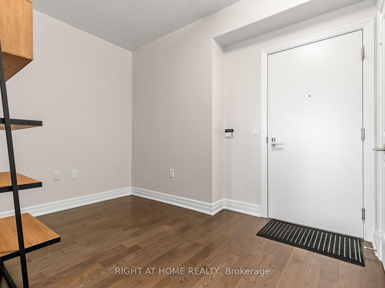 Photo 5 of Unit 4004, 8 The Esplanade, Toronto, Waterfront Communities — HOMEH