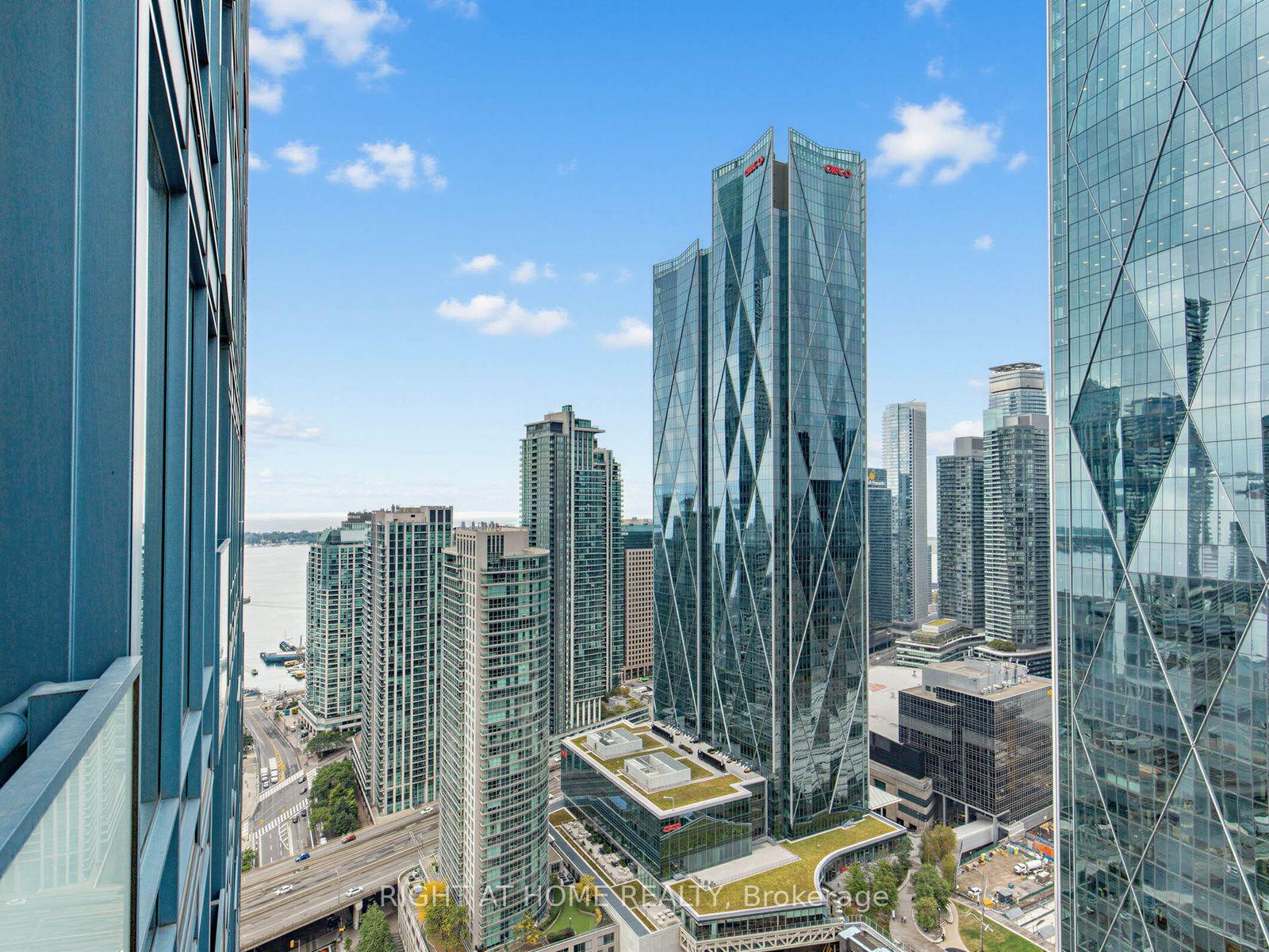 Photo 21 of Unit 4004, 8 The Esplanade, Toronto, Waterfront Communities — HOMEH