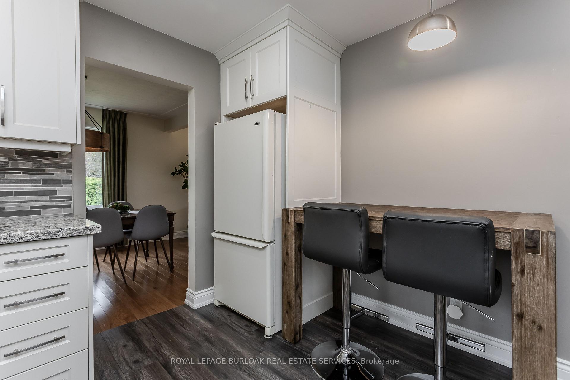 Photo 9 of 724 George Street, Burlington, Brant — HOMEH