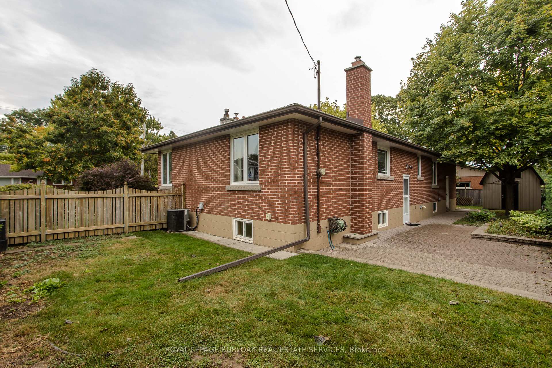 Photo 25 of 724 George Street, Burlington, Brant — HOMEH