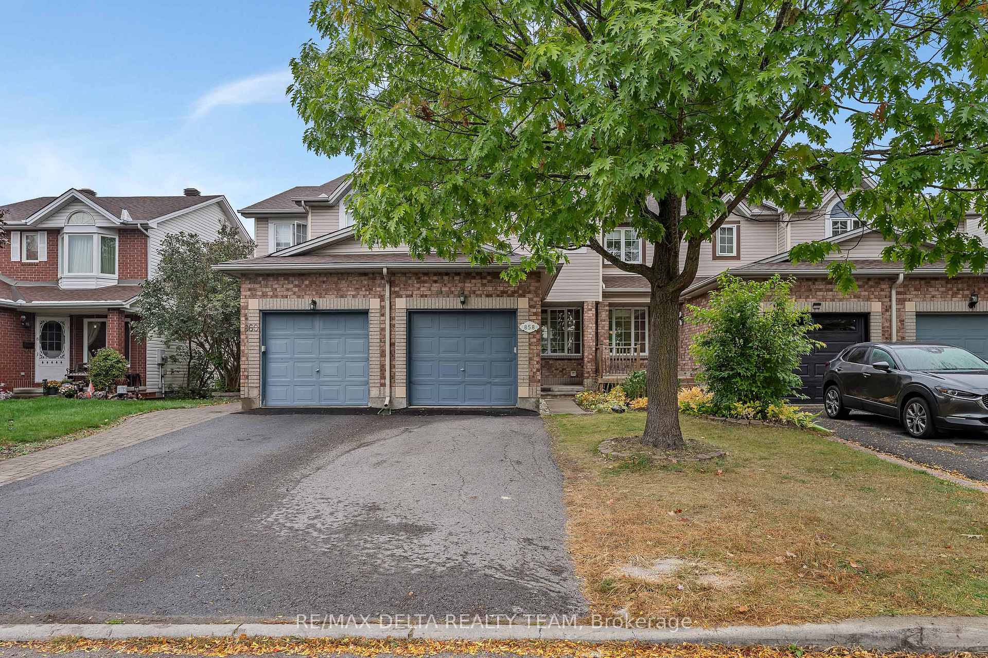 Photo of 858 Como Crescent