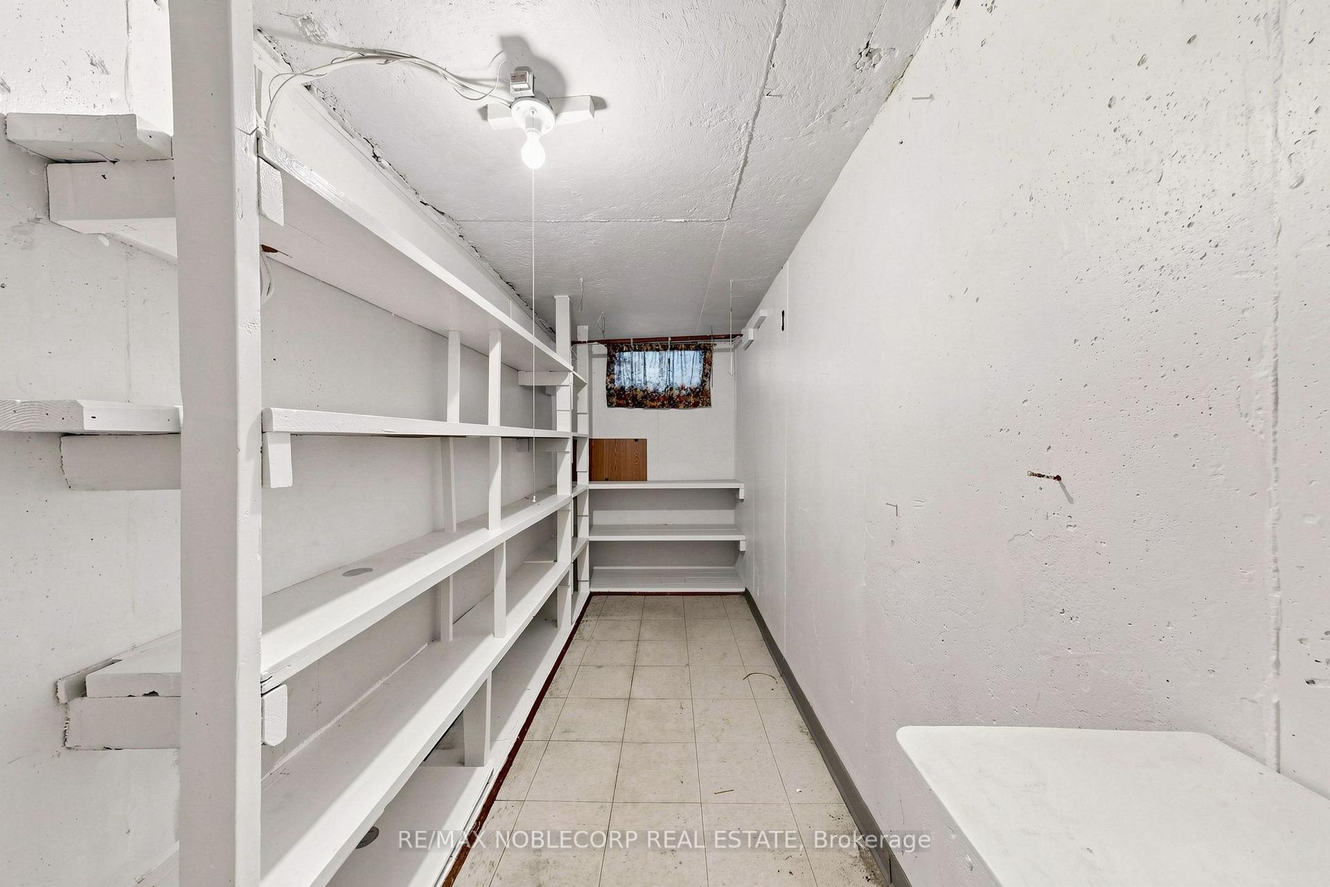 Photo 76 of 162 Venetian Crescent, Vaughan, East Woodbridge — HOMEH
