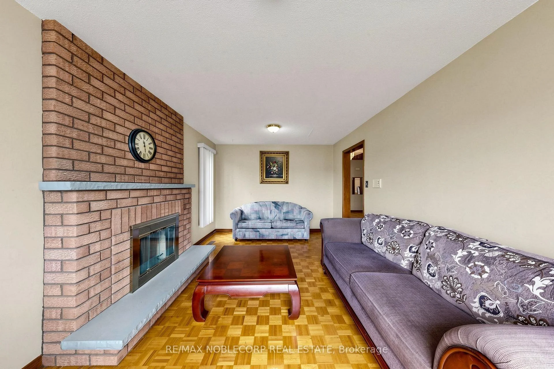 Photo 27 of 162 Venetian Crescent, Vaughan, East Woodbridge — HOMEH