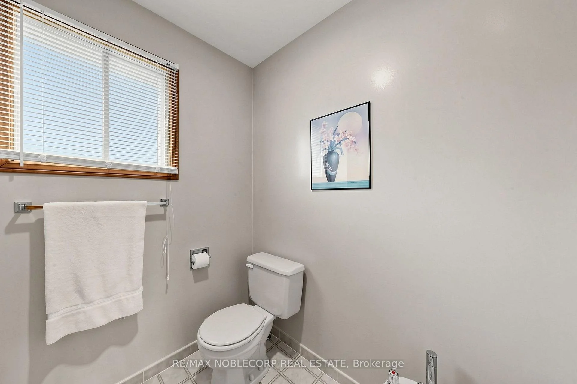Photo 44 of 162 Venetian Crescent, Vaughan, East Woodbridge — HOMEH
