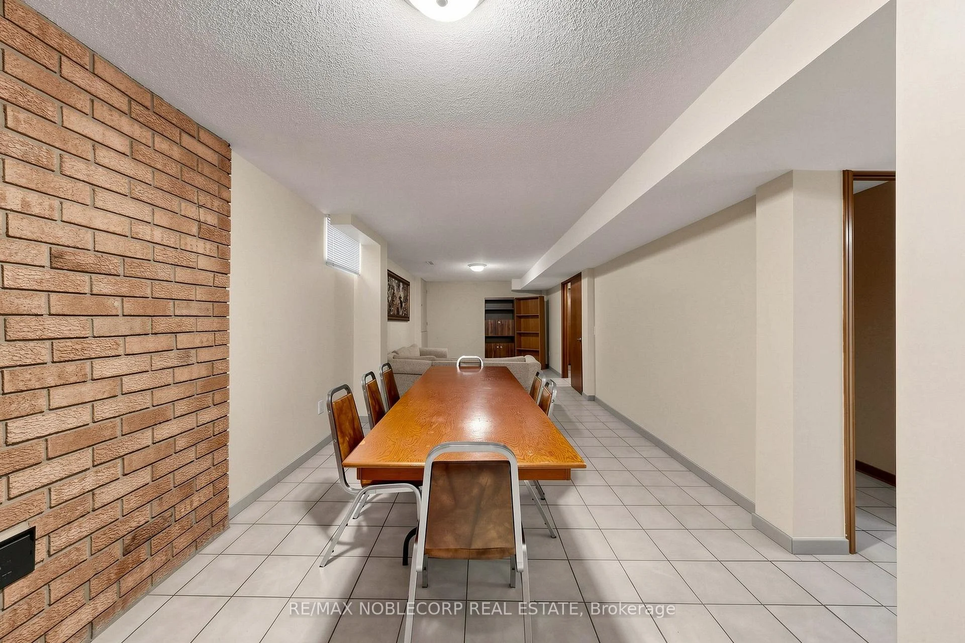 Photo 70 of 162 Venetian Crescent, Vaughan, East Woodbridge — HOMEH
