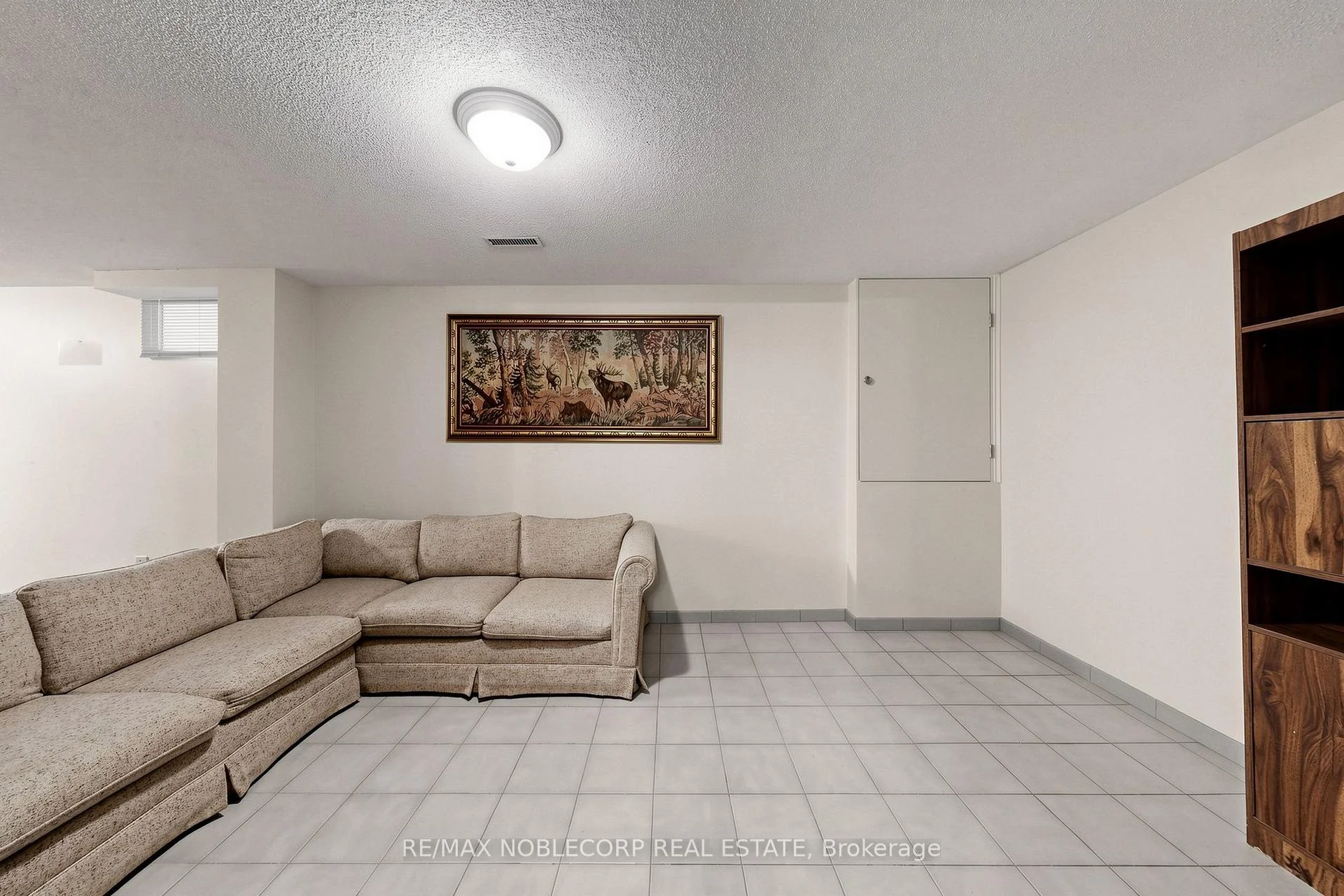 Photo 72 of 162 Venetian Crescent, Vaughan, East Woodbridge — HOMEH
