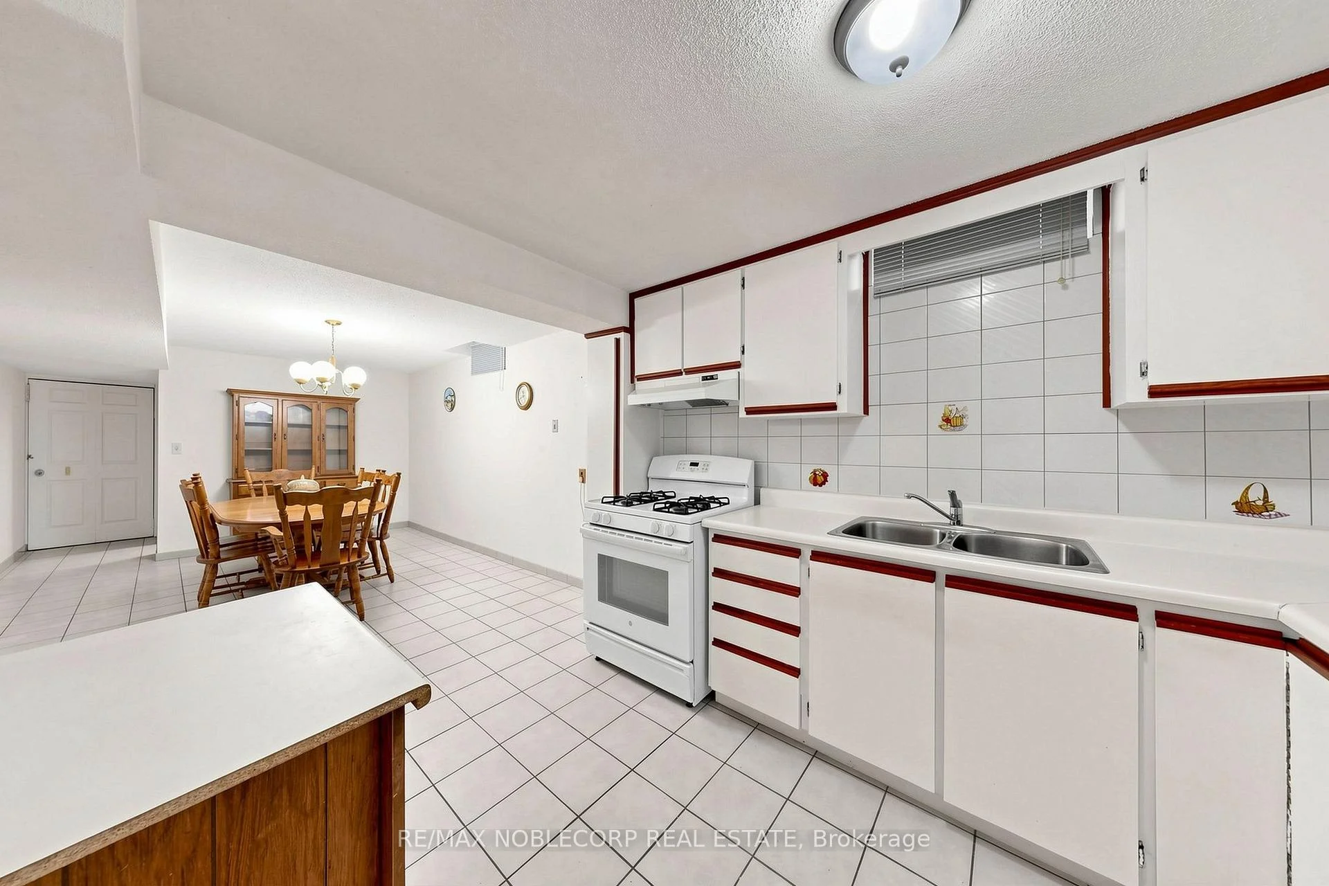 Photo 73 of 162 Venetian Crescent, Vaughan, East Woodbridge — HOMEH