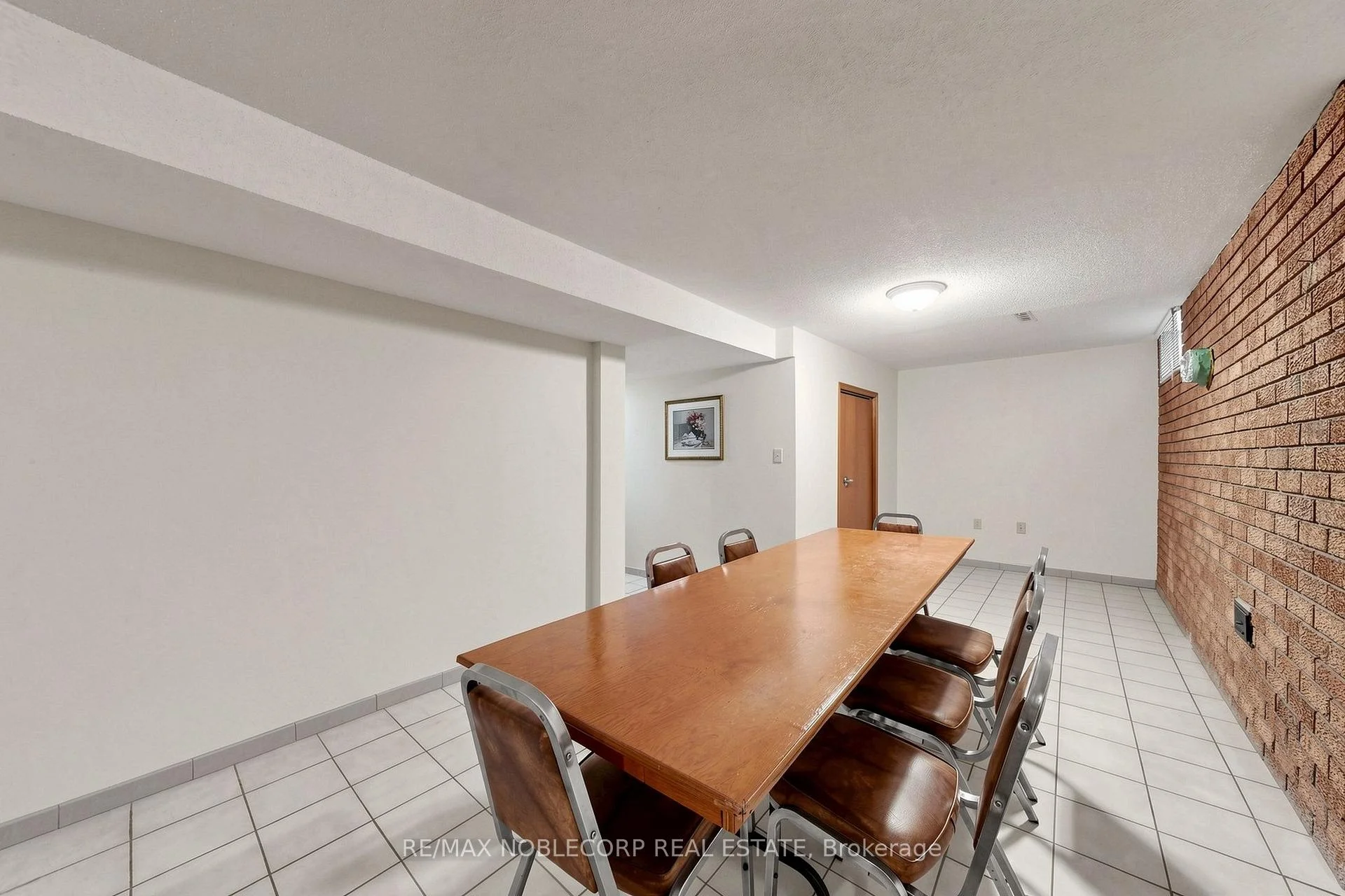 Photo 81 of 162 Venetian Crescent, Vaughan, East Woodbridge — HOMEH
