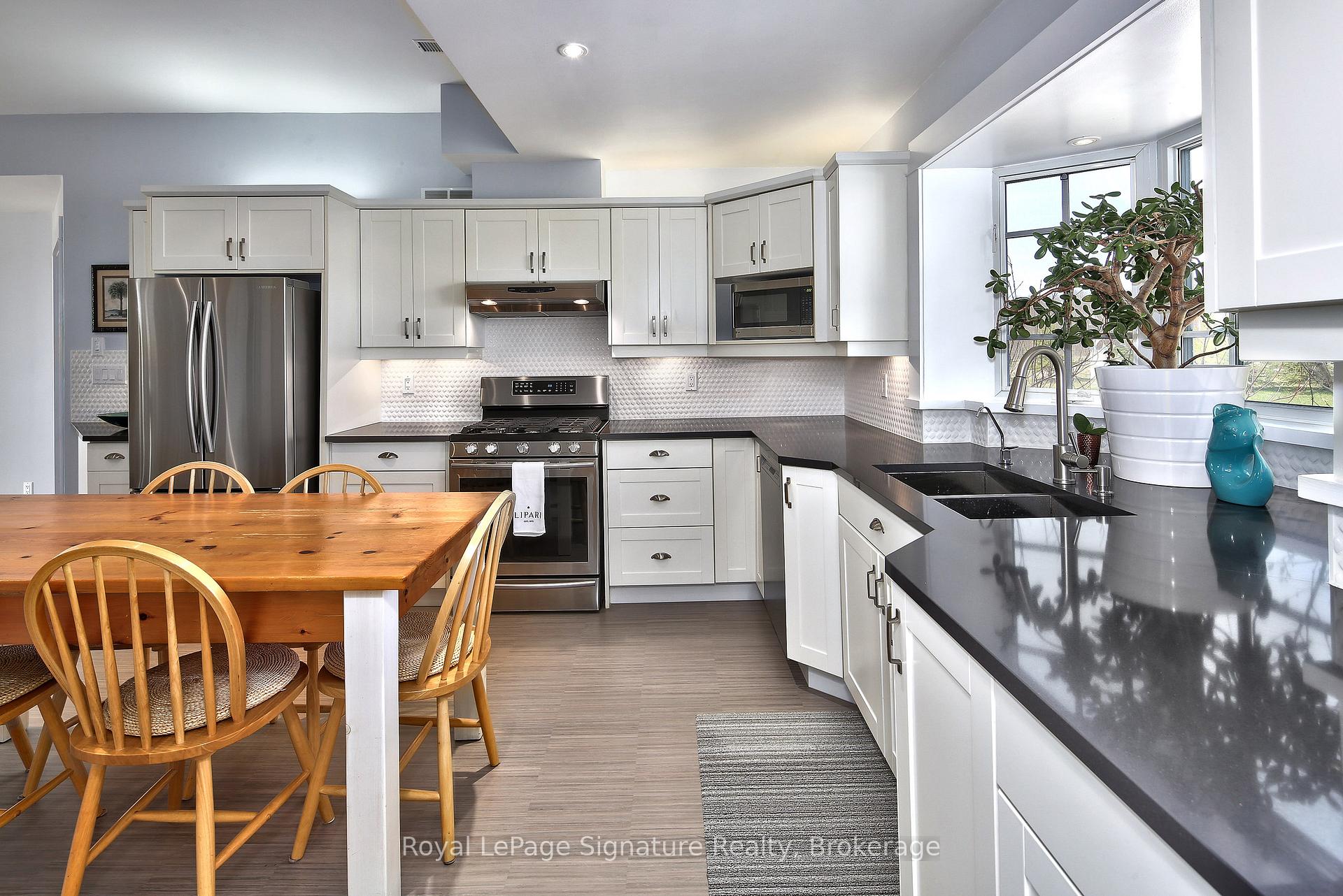 Photo 13 of 807035 25th Side Road, Grey Highlands — HOMEH