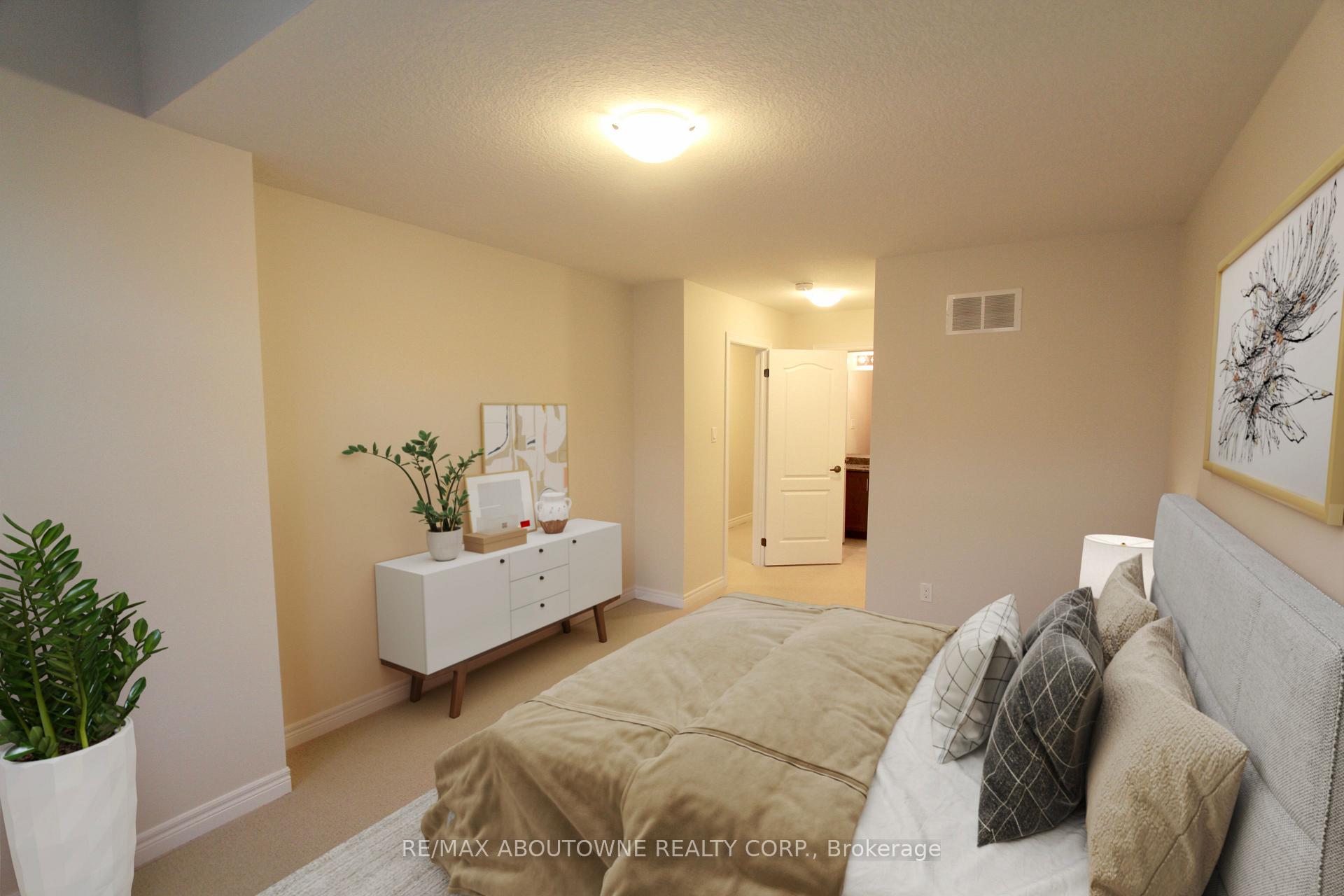 Photo 15 of 177 Law Drive, Guelph, Grange Road — HOMEH