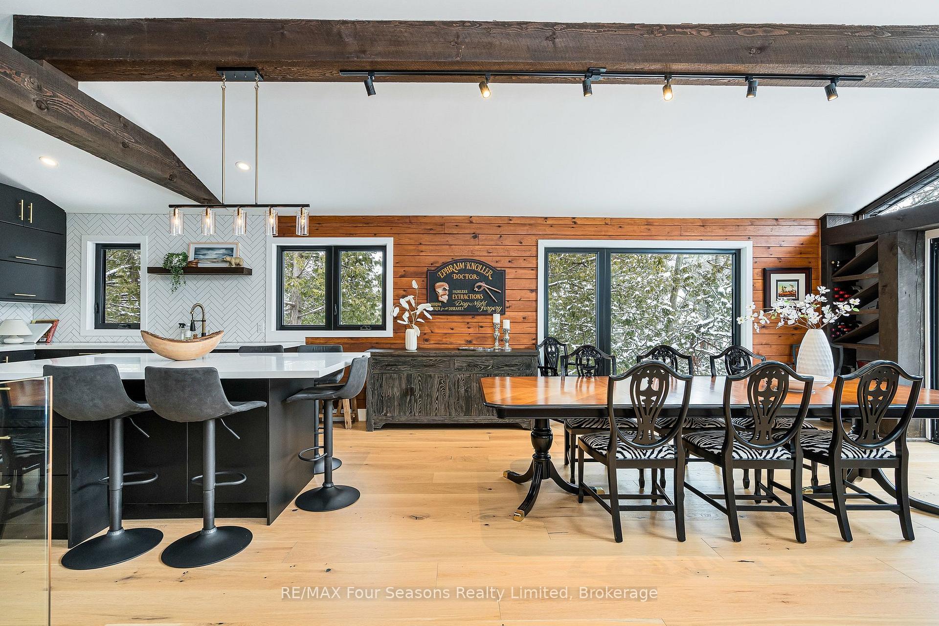 Photo 7 of 131 Chamonix Crescent, Blue Mountains — HOMEH