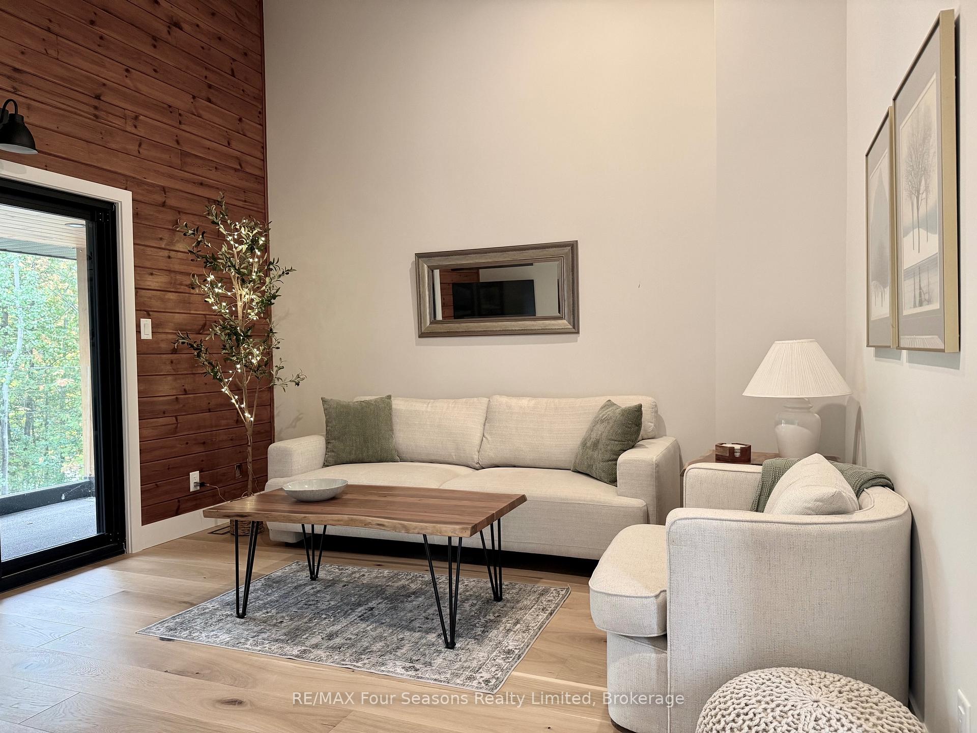 Photo 11 of 131 Chamonix Crescent, Blue Mountains — HOMEH
