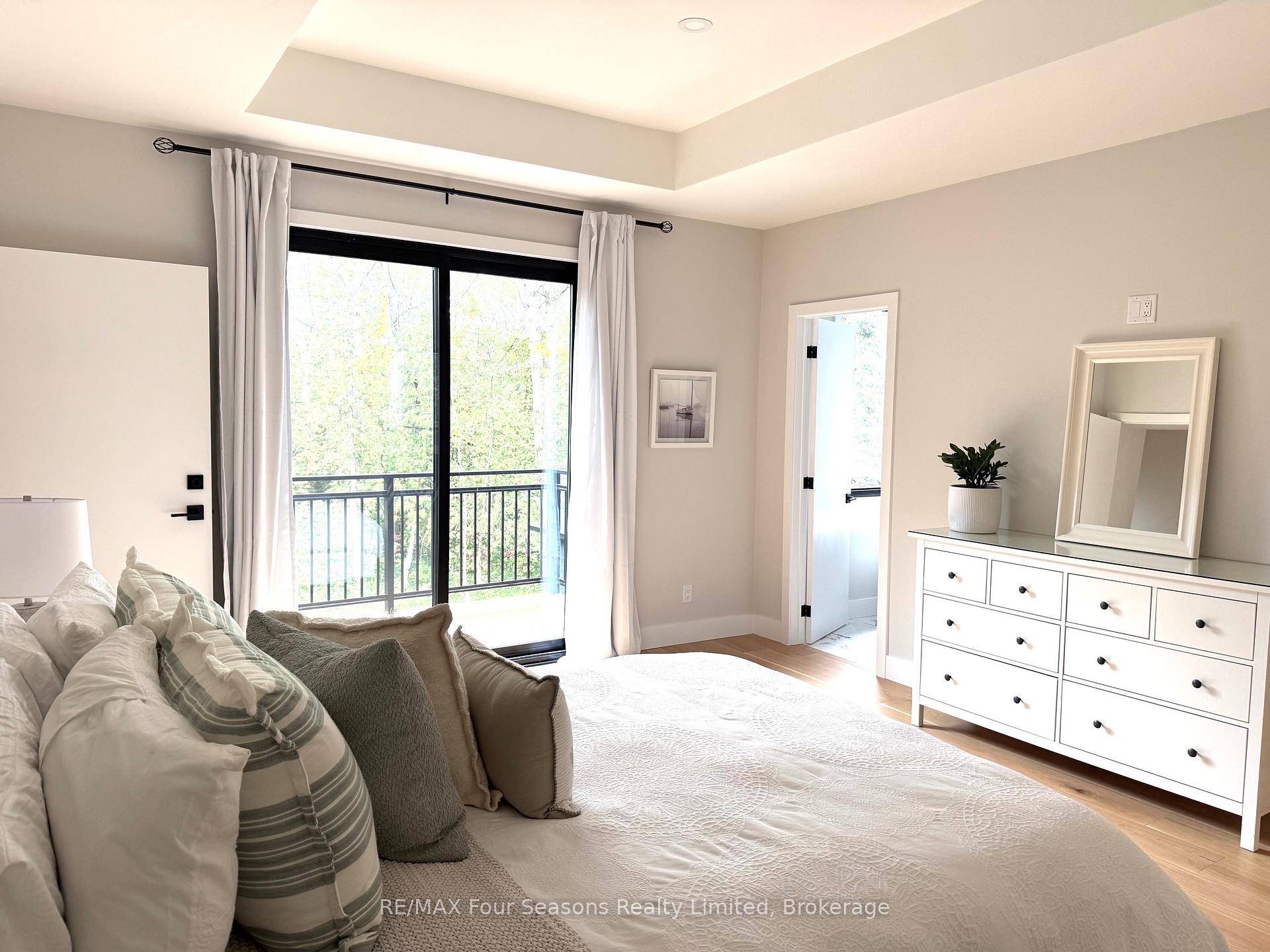 Photo 14 of 131 Chamonix Crescent, Blue Mountains — HOMEH