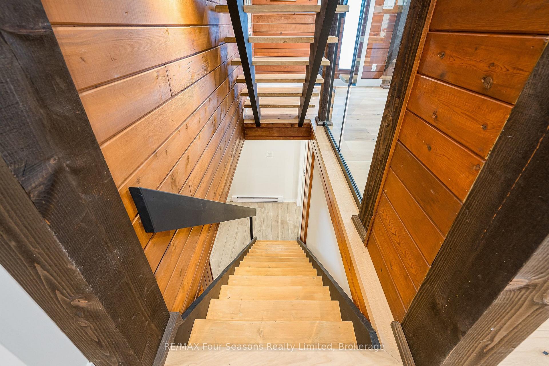 Photo 32 of 131 Chamonix Crescent, Blue Mountains — HOMEH