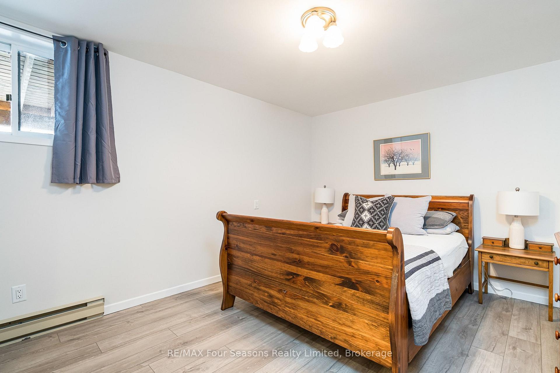 Photo 33 of 131 Chamonix Crescent, Blue Mountains — HOMEH