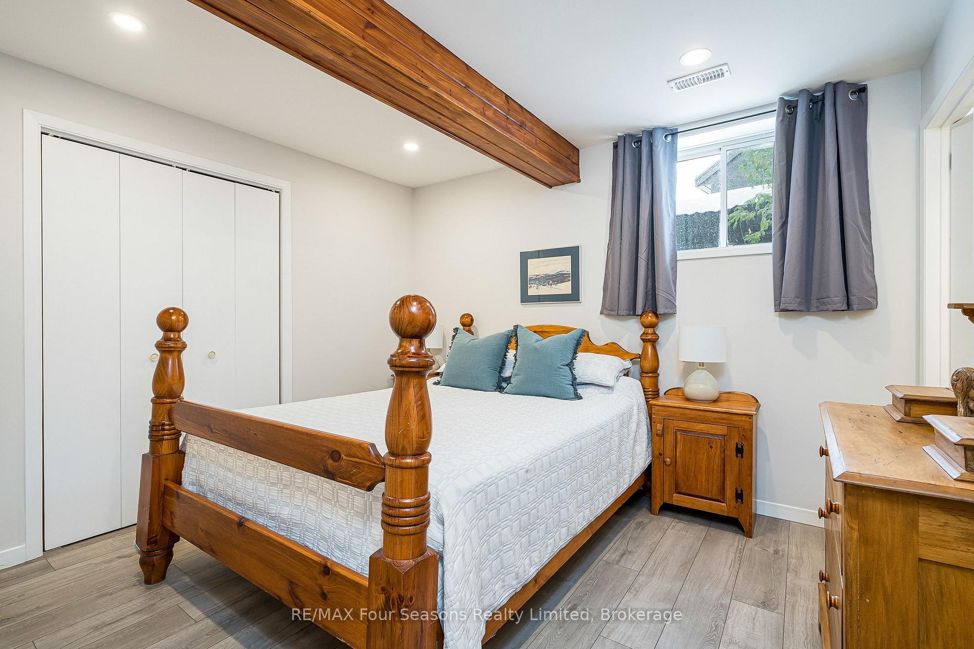 Photo 35 of 131 Chamonix Crescent, Blue Mountains — HOMEH