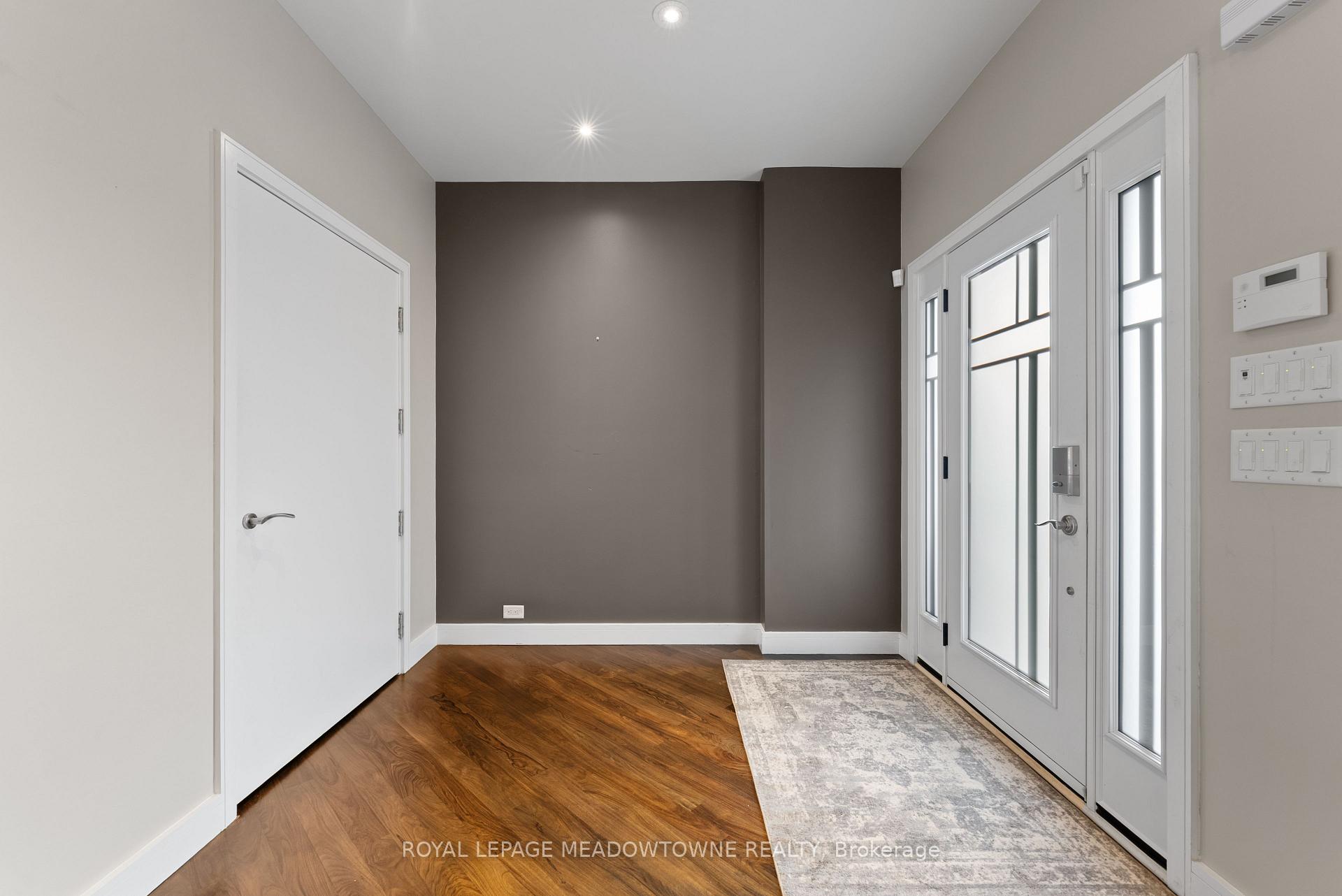 Photo 4 of 30 Orchard Park Gate, Brampton, Sandringham-Wellington — HOMEH