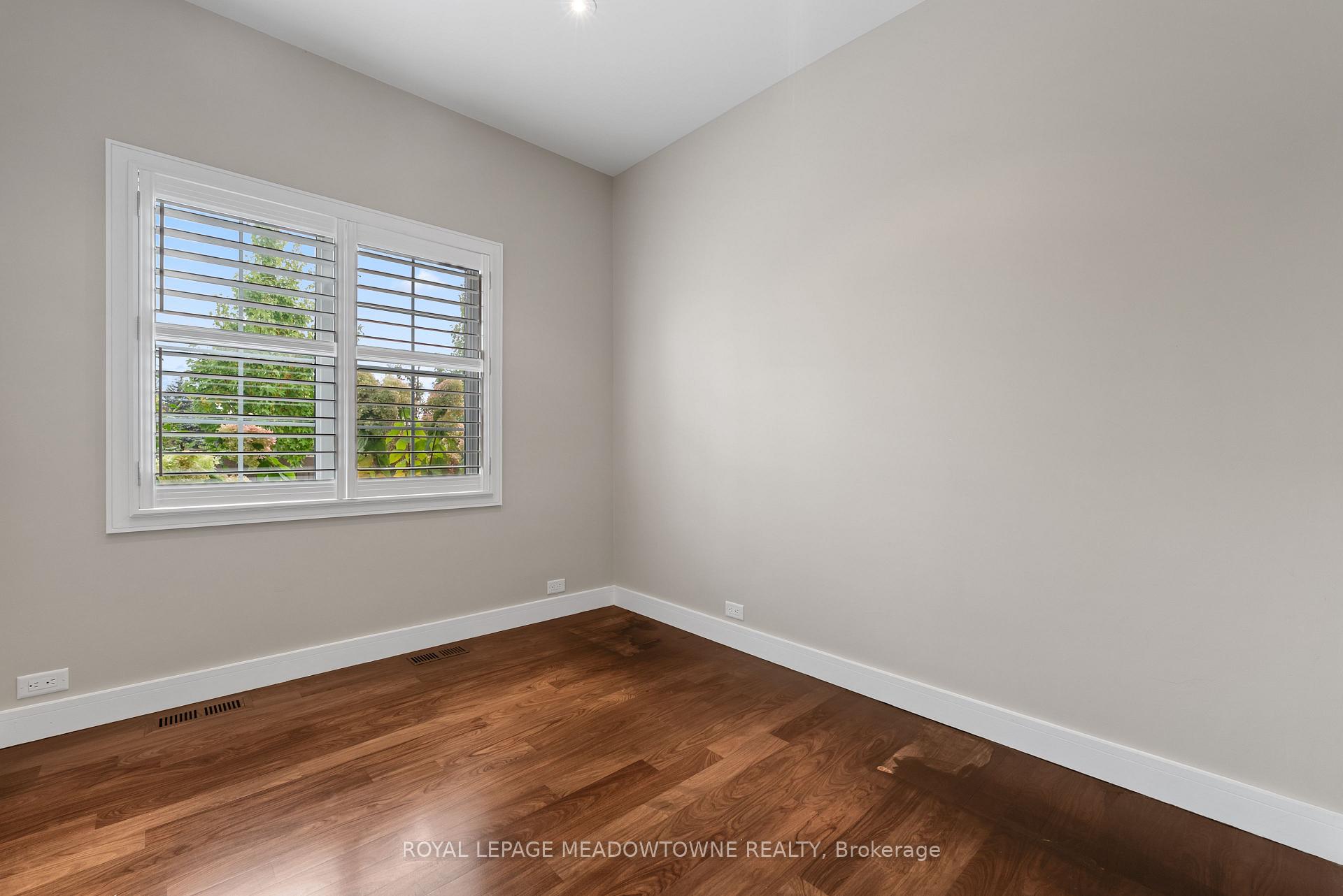 Photo 32 of 30 Orchard Park Gate, Brampton, Sandringham-Wellington — HOMEH
