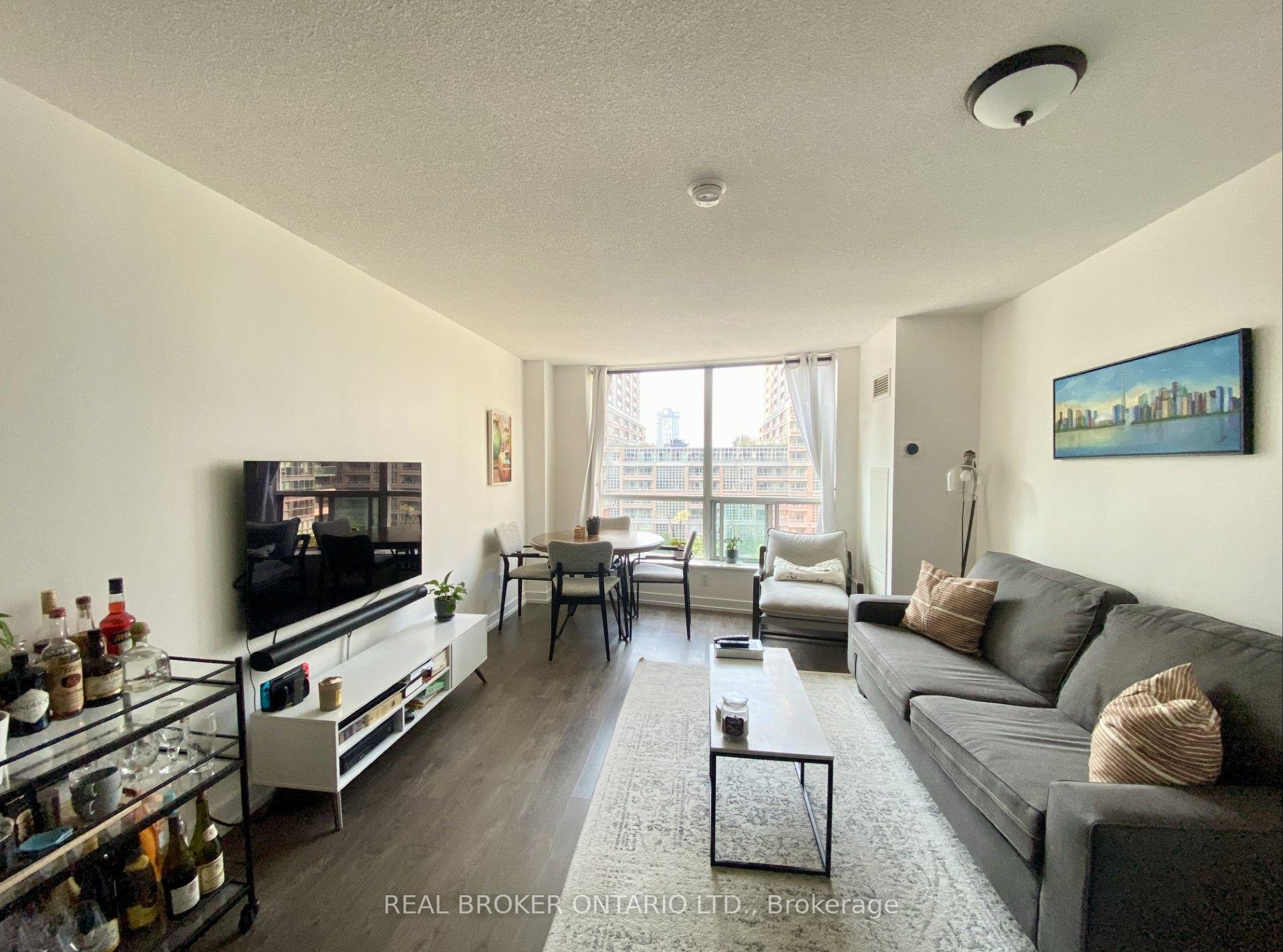 Photo 6 of Unit 407, 50 Lynn Williams Street, Toronto, Niagara — HOMEH